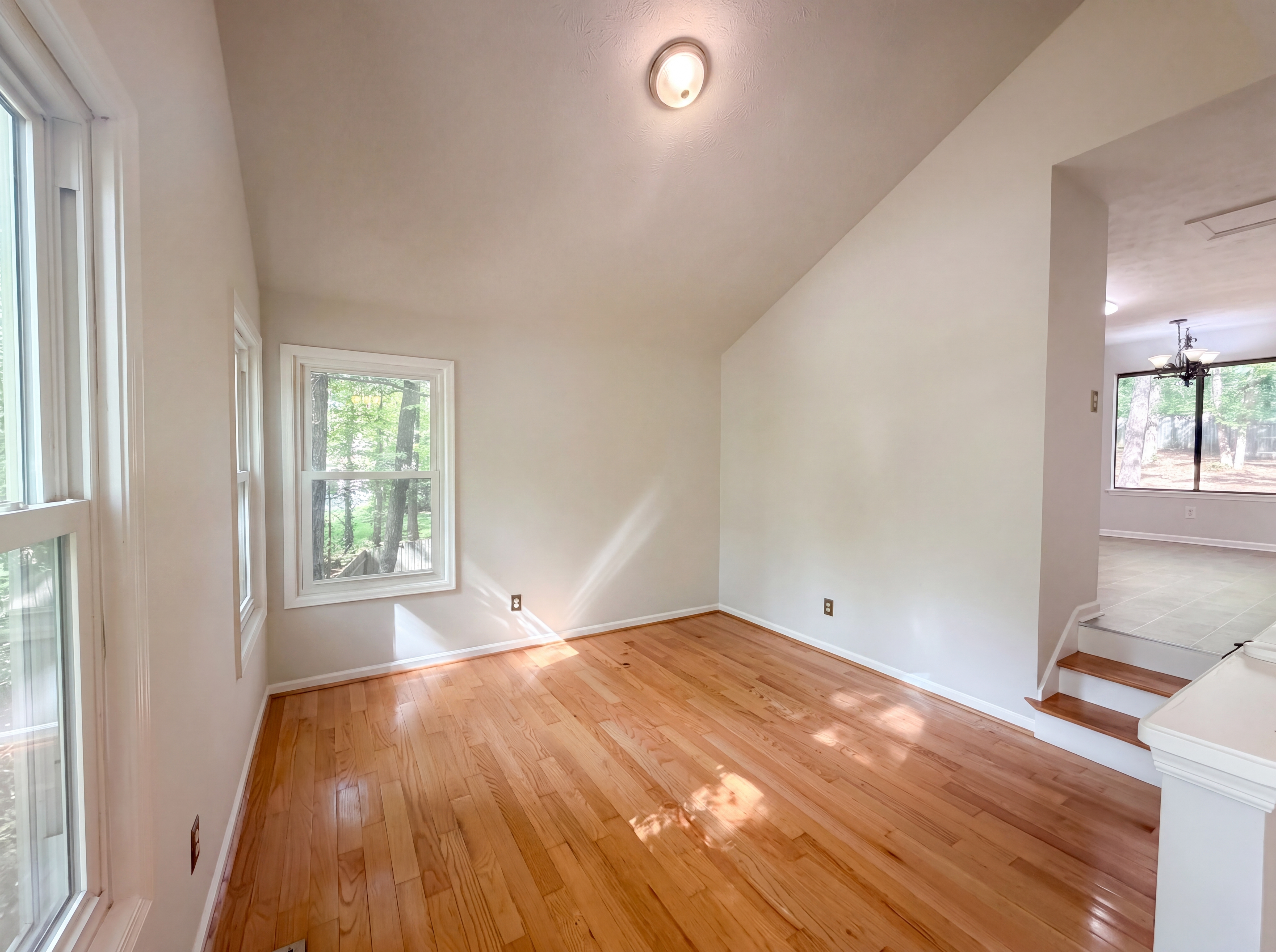 Photo 7 of 24 of 3143 Chase Ct SW, Marietta, GA