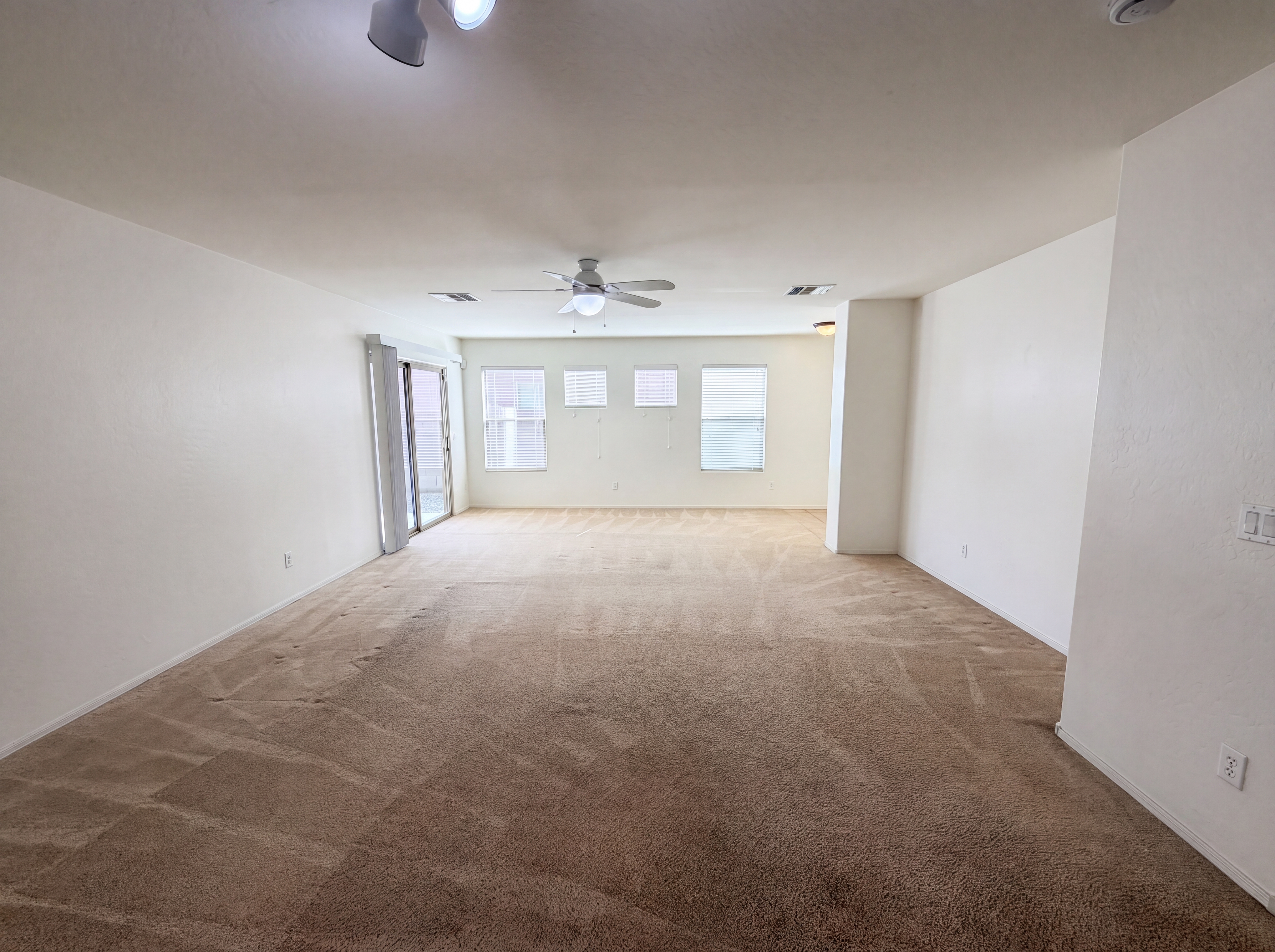 Photo 8 of 27 of 11280 W Magnolia St, Avondale, AZ