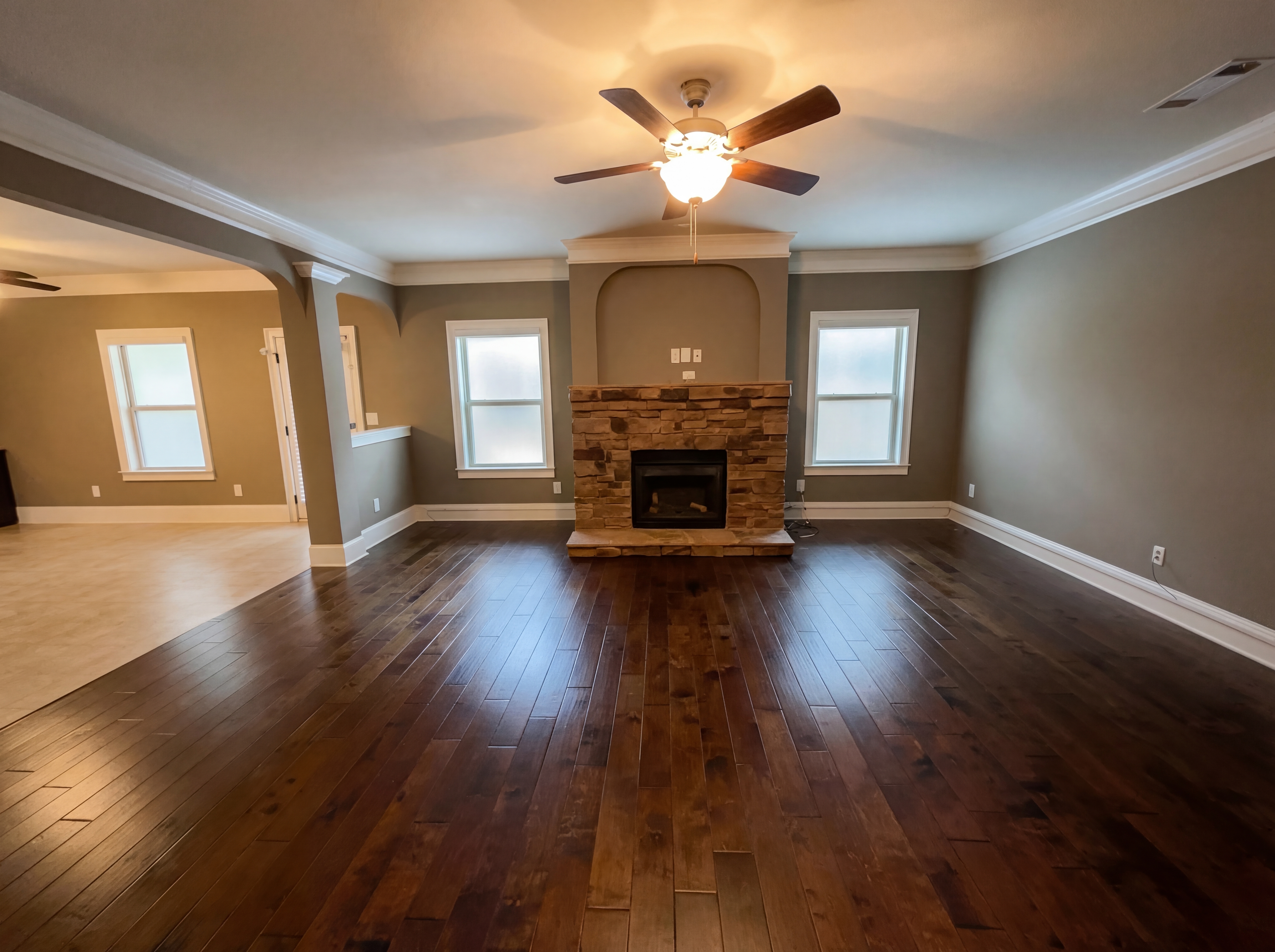 Photo 3 of 33 of 144 Napa Dr, McDonough, GA