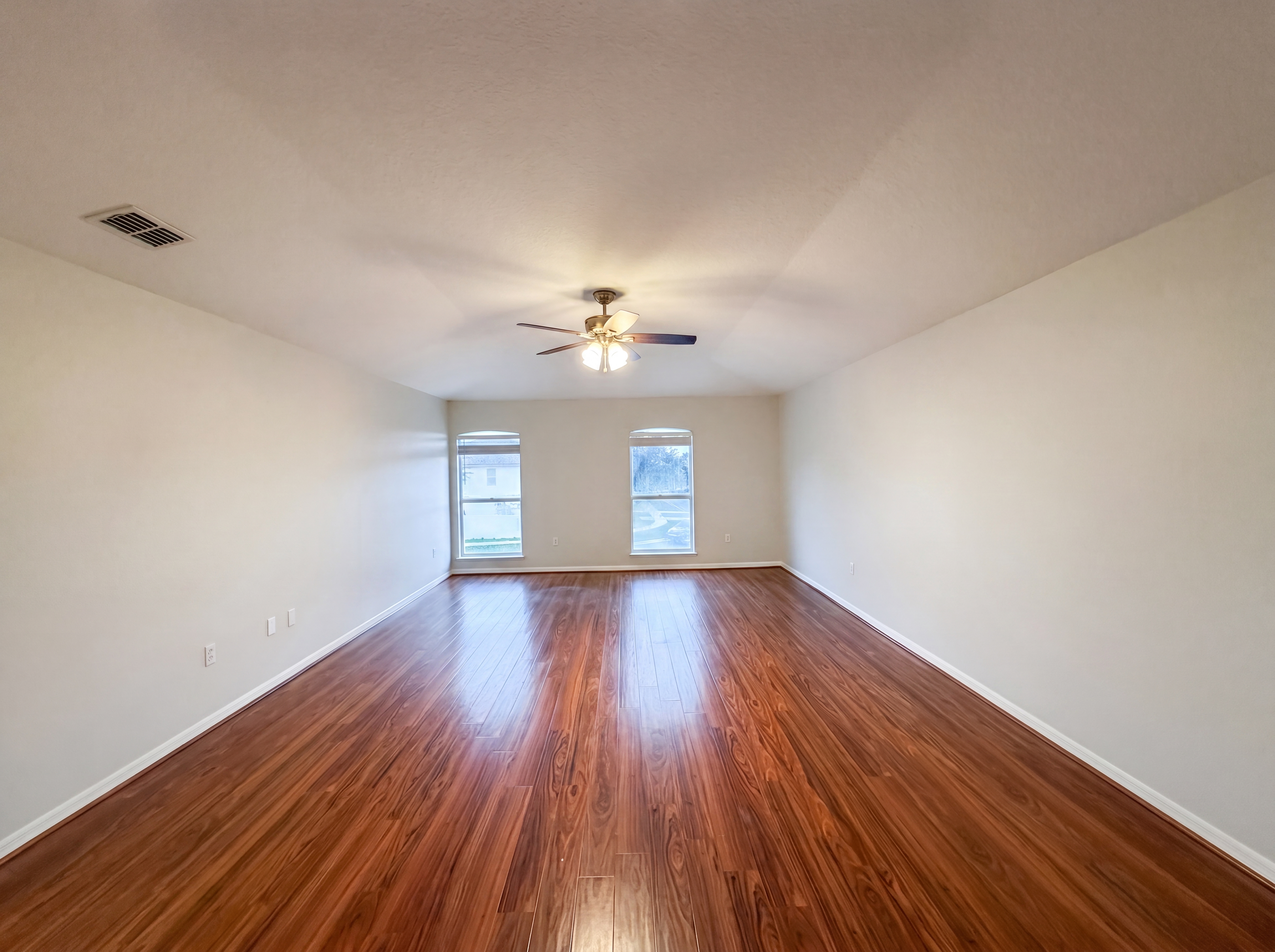Photo 11 of 26 of 3312 White Blossom Ln, Clermont, FL
