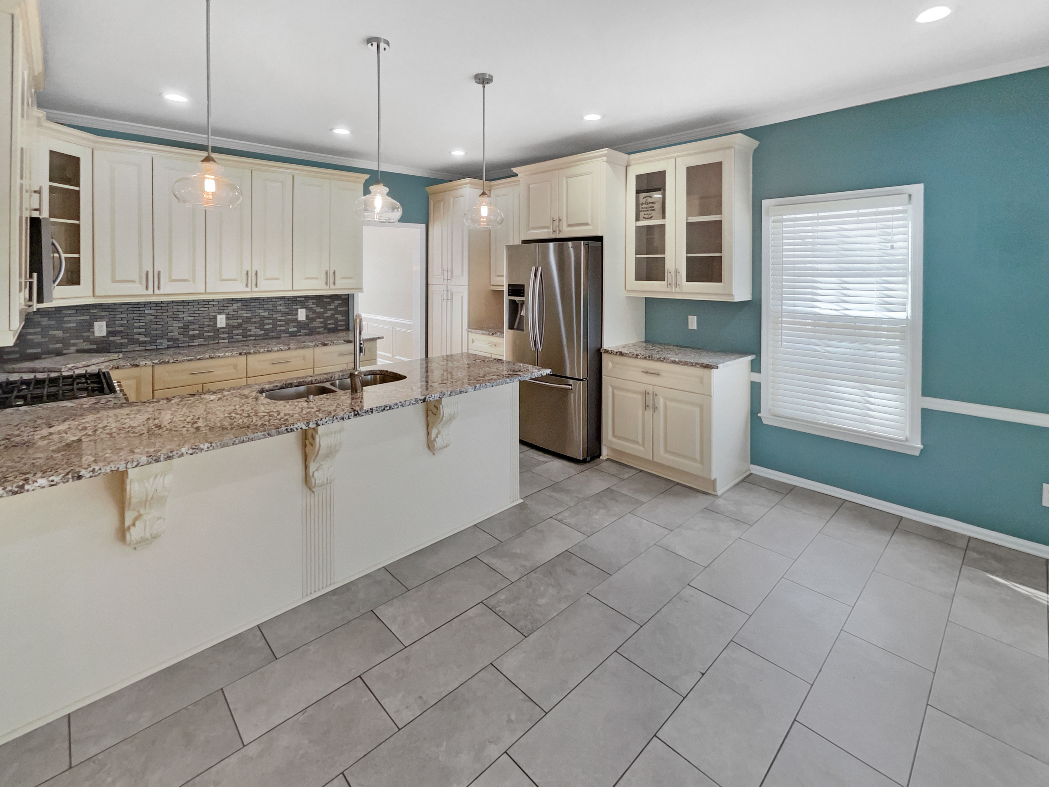 Photo 19 of 68 of 1370 Providence Dr, Lawrenceville, GA
