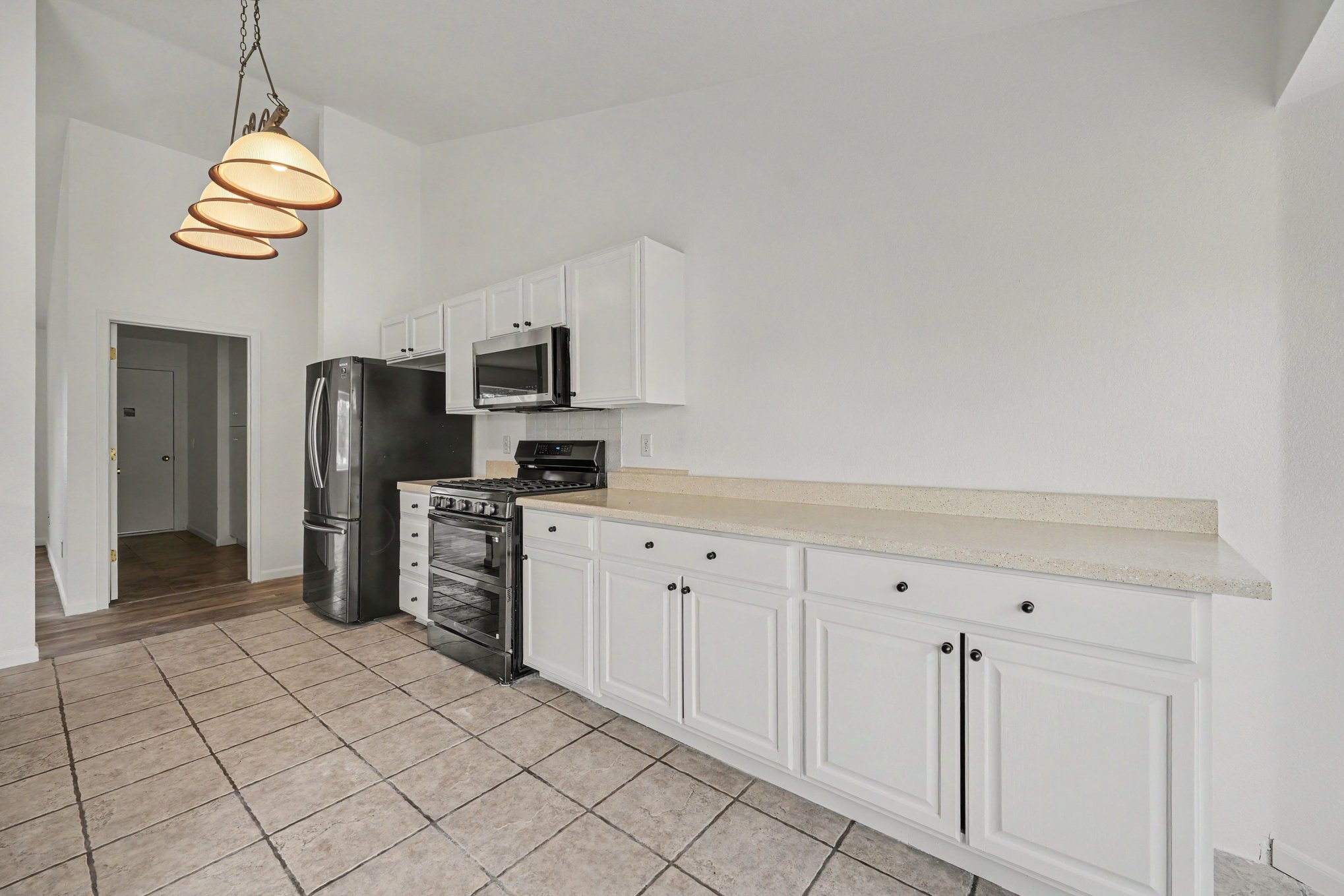 Photo 3 of 17 of 4098 La Junta Dr, Loveland, CO