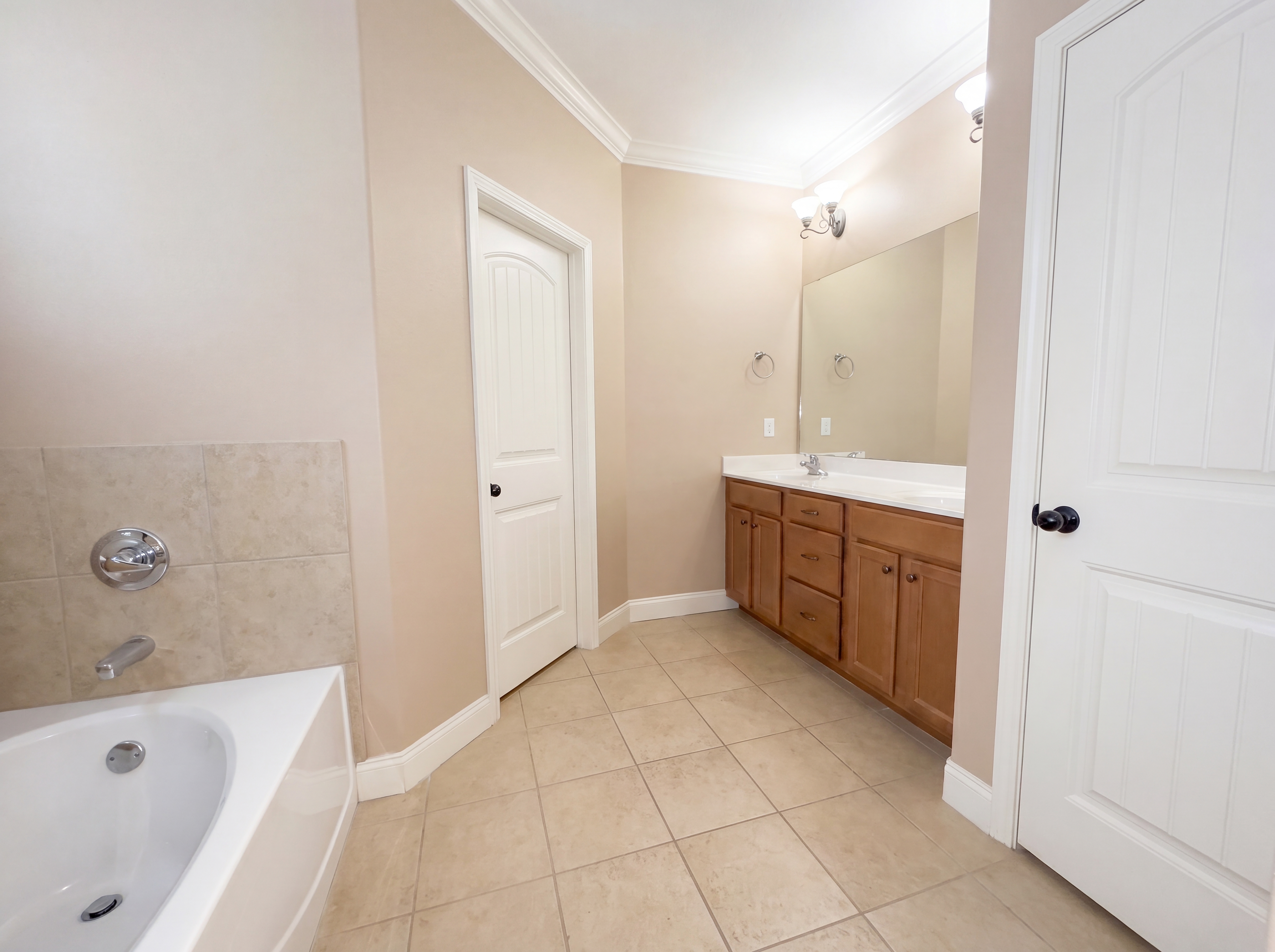 Photo 13 of 17 of 124 Cattail Ln, Calera, AL