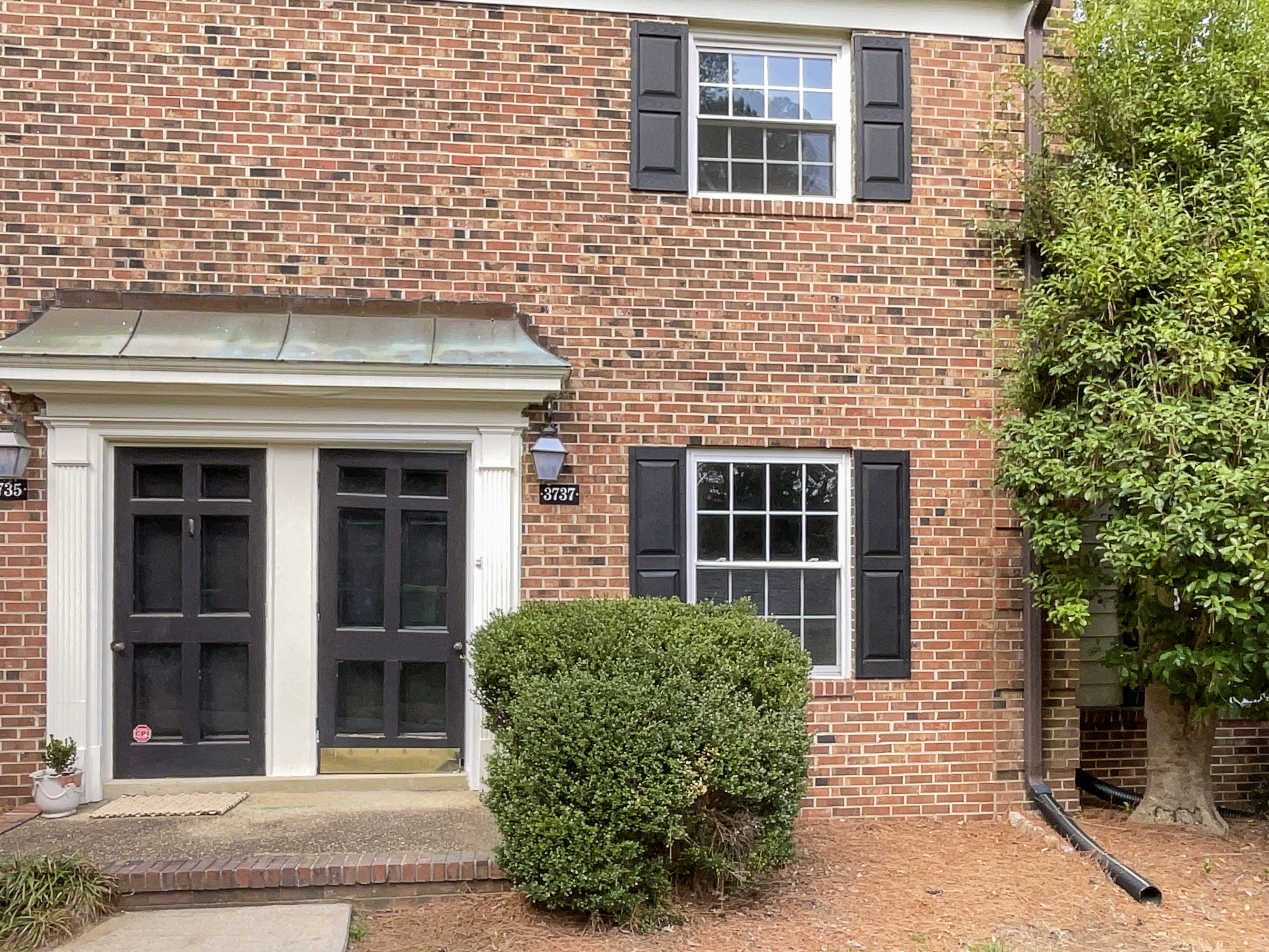 Photo 13 of 15 of 3737 Jamestown Cir, Raleigh, NC