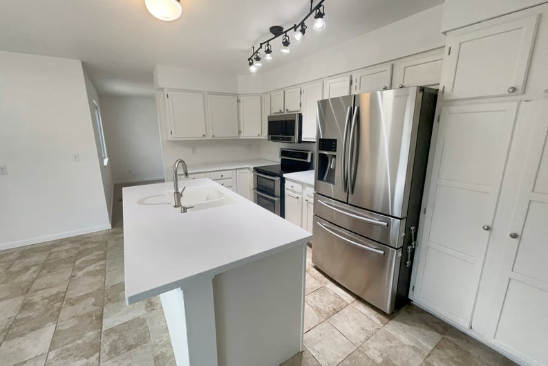 Property photo 2 of 217 Corliss St