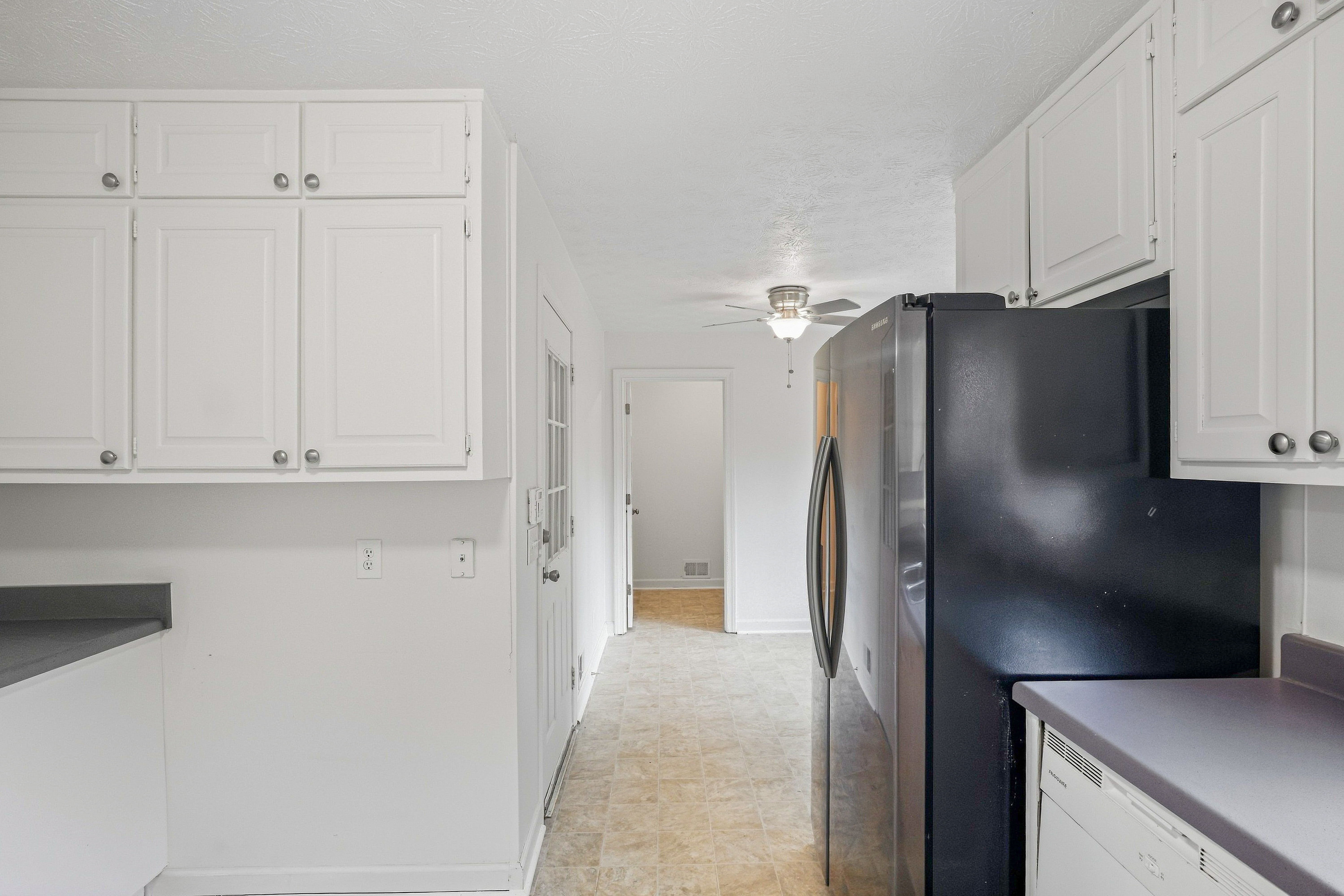 Photo 8 of 50 of 1502 Shoal Creek Dr SW, Conyers, GA