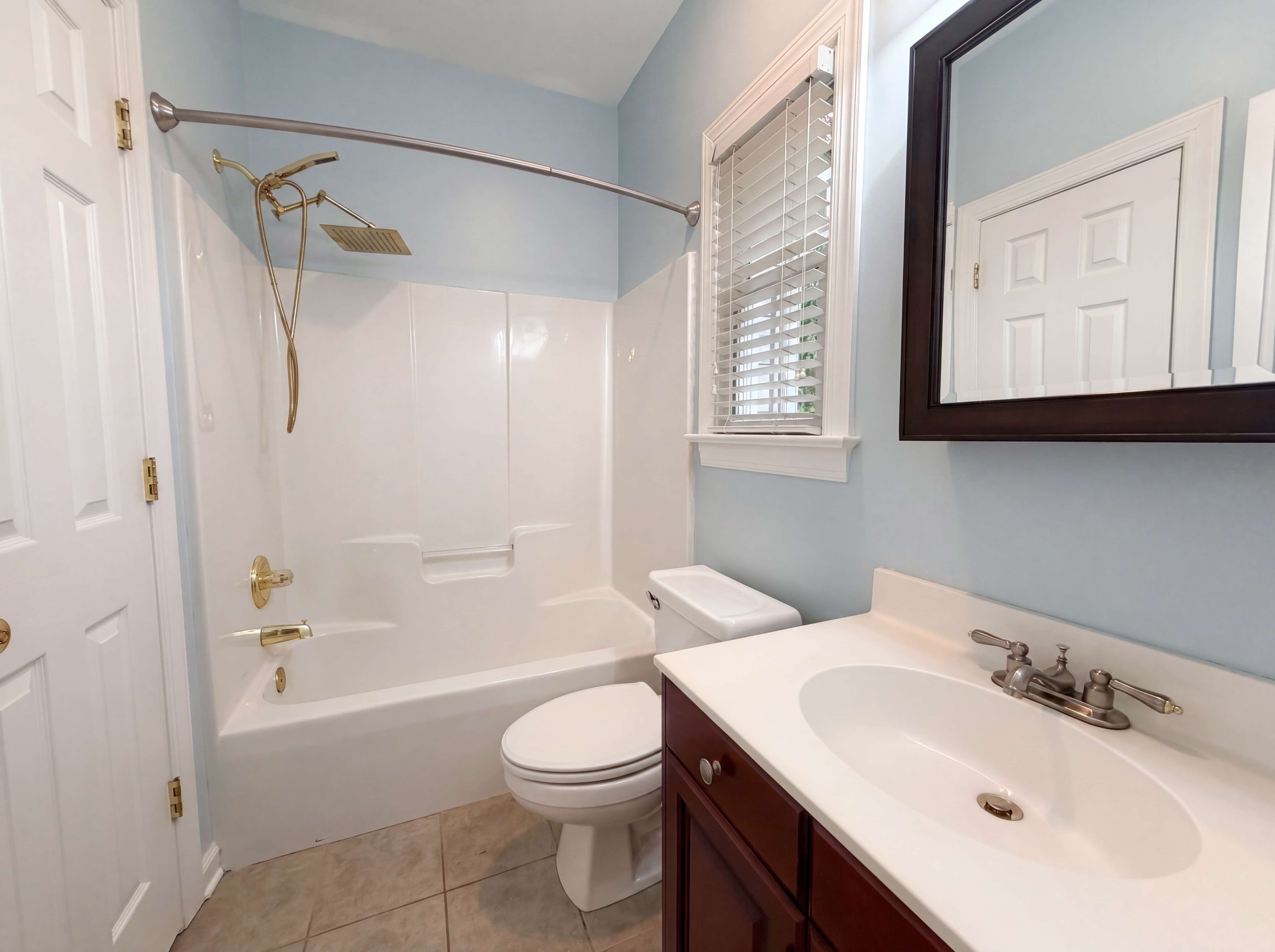 Photo 13 of 18 of 12341 Willingdon Rd, Huntersville, NC