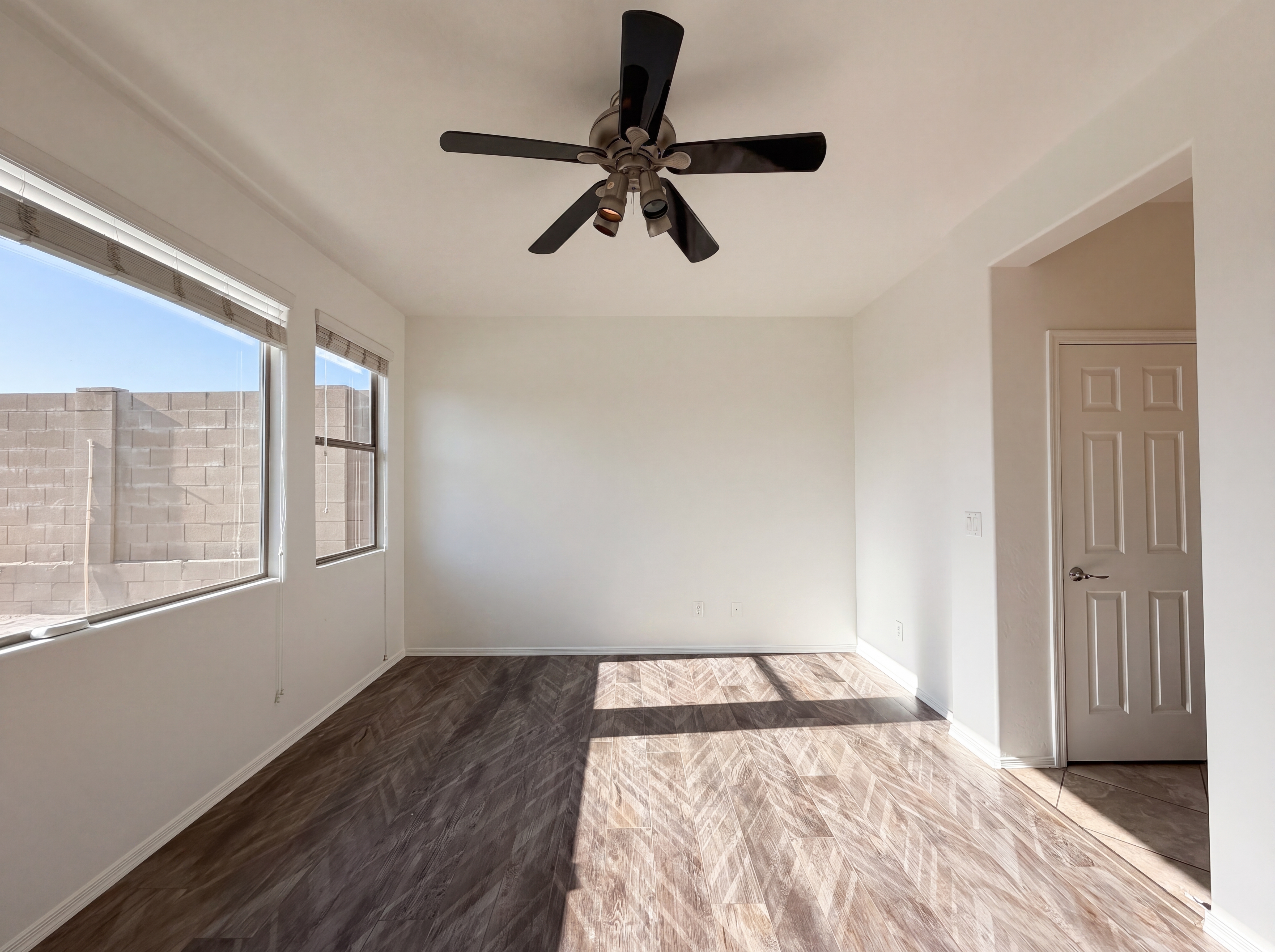 Photo 13 of 27 of 38034 N Hudson Trl, Anthem, AZ