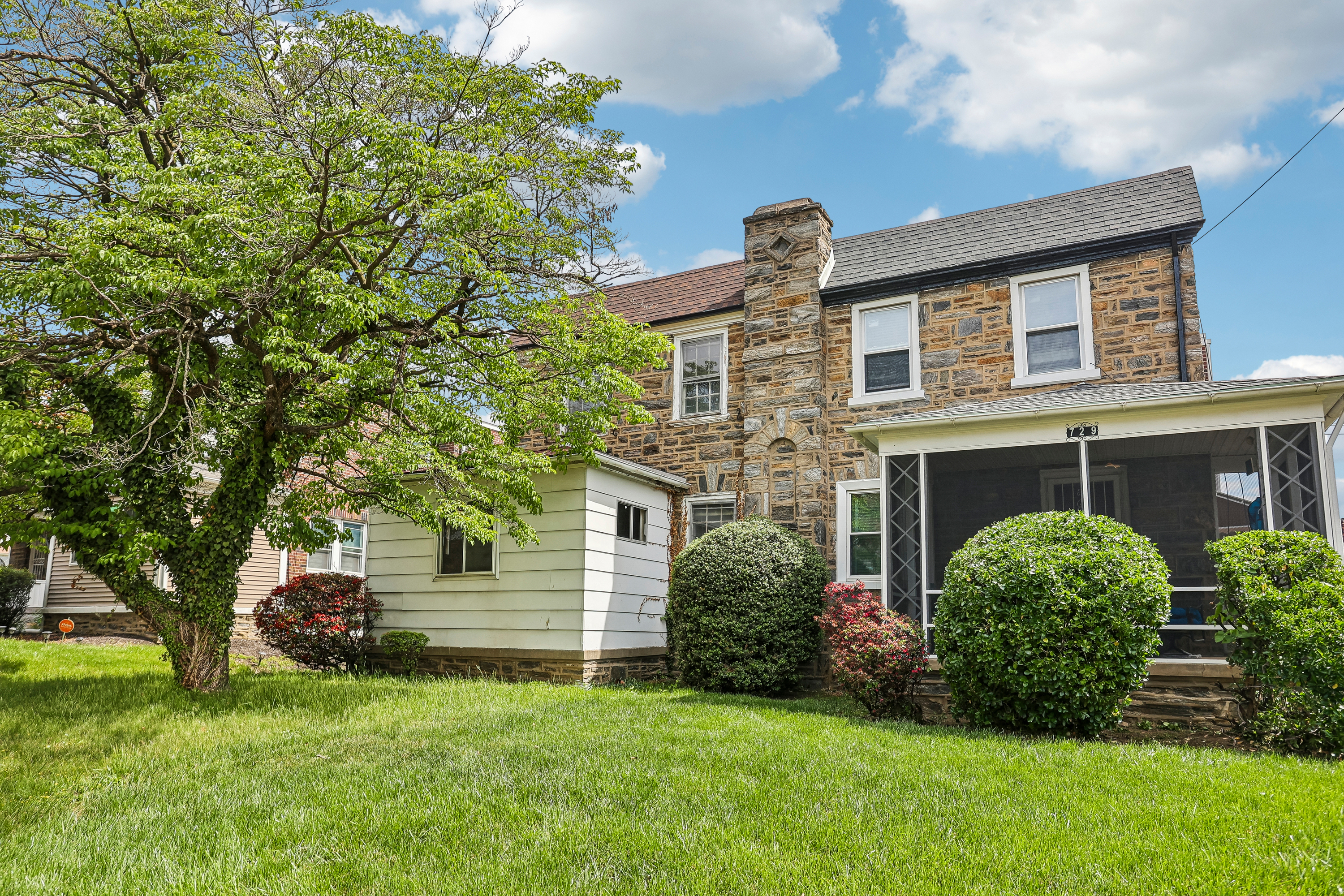 Photo 42 of 45 of 727 Cypress St, Lansdowne, PA