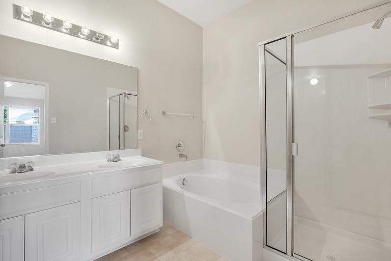 Photo 3 of 25 - 4844 Ambrosia Dr, Fort Worth, TX 76244