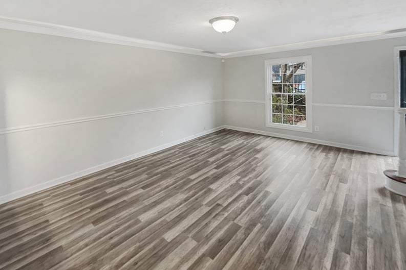 Property photo 3 of 3085 Colonial Way Apt G