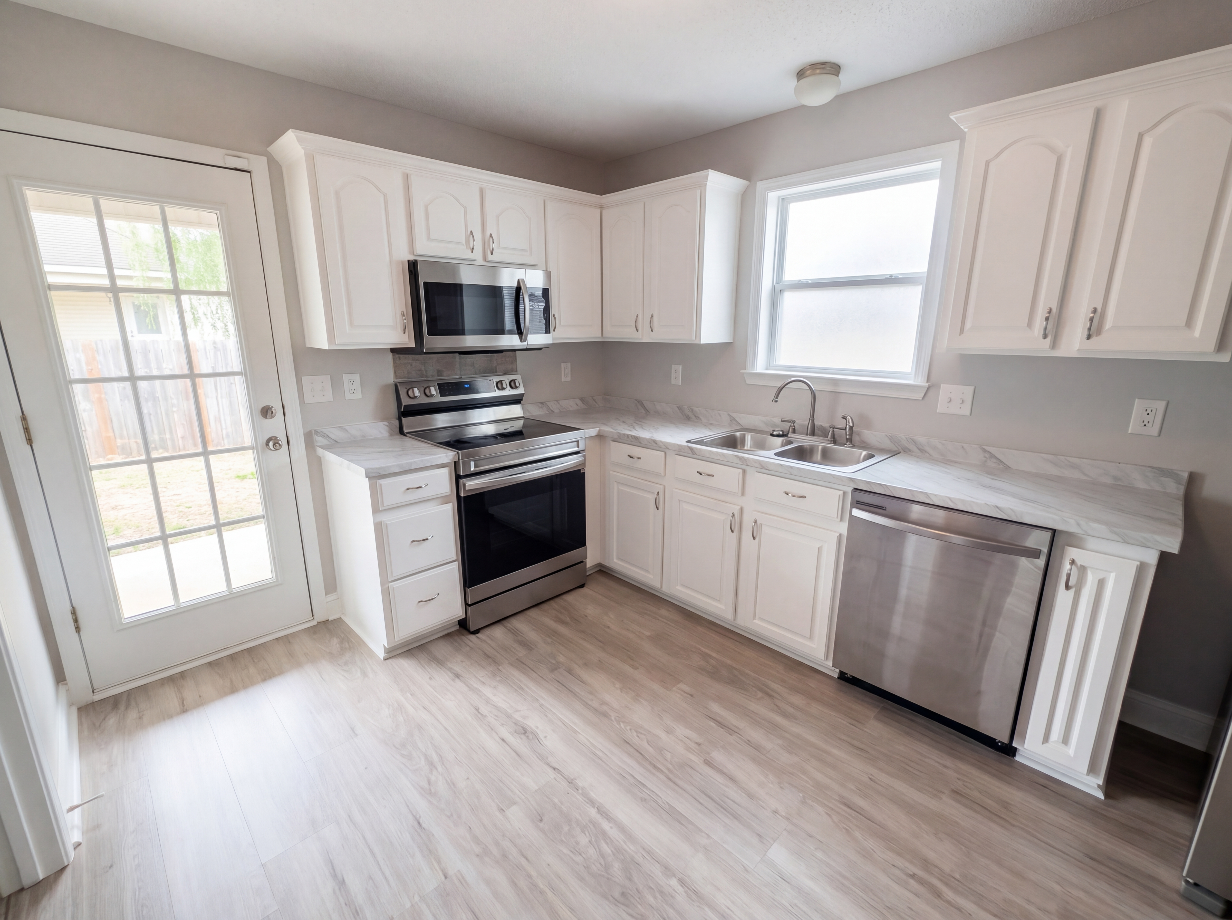 Photo 2 of 15 of 102 Greenspan Way, Byron, GA