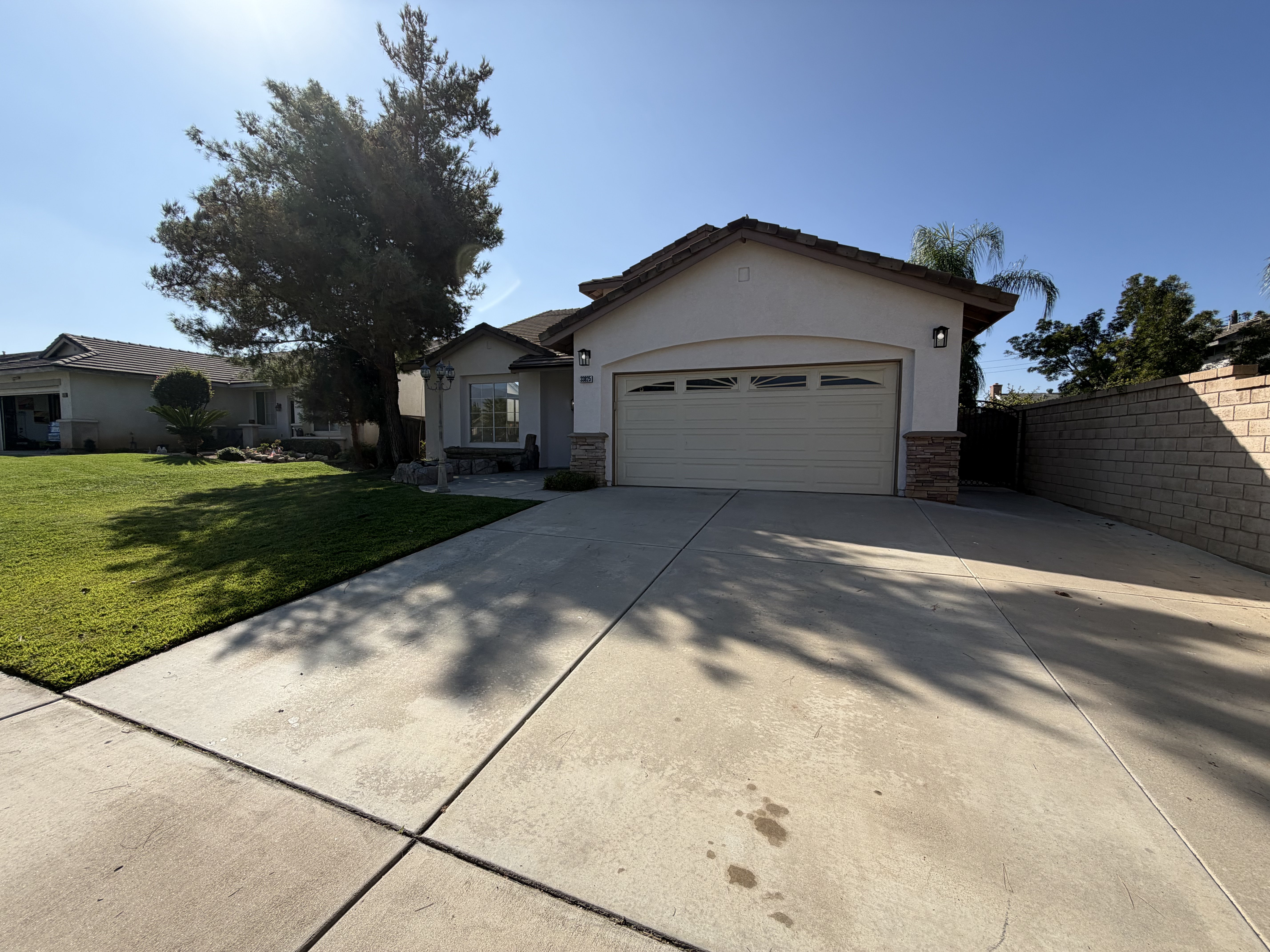 Photo 7 of 26 of 33825 Glenoaks Dr, Yucaipa, CA