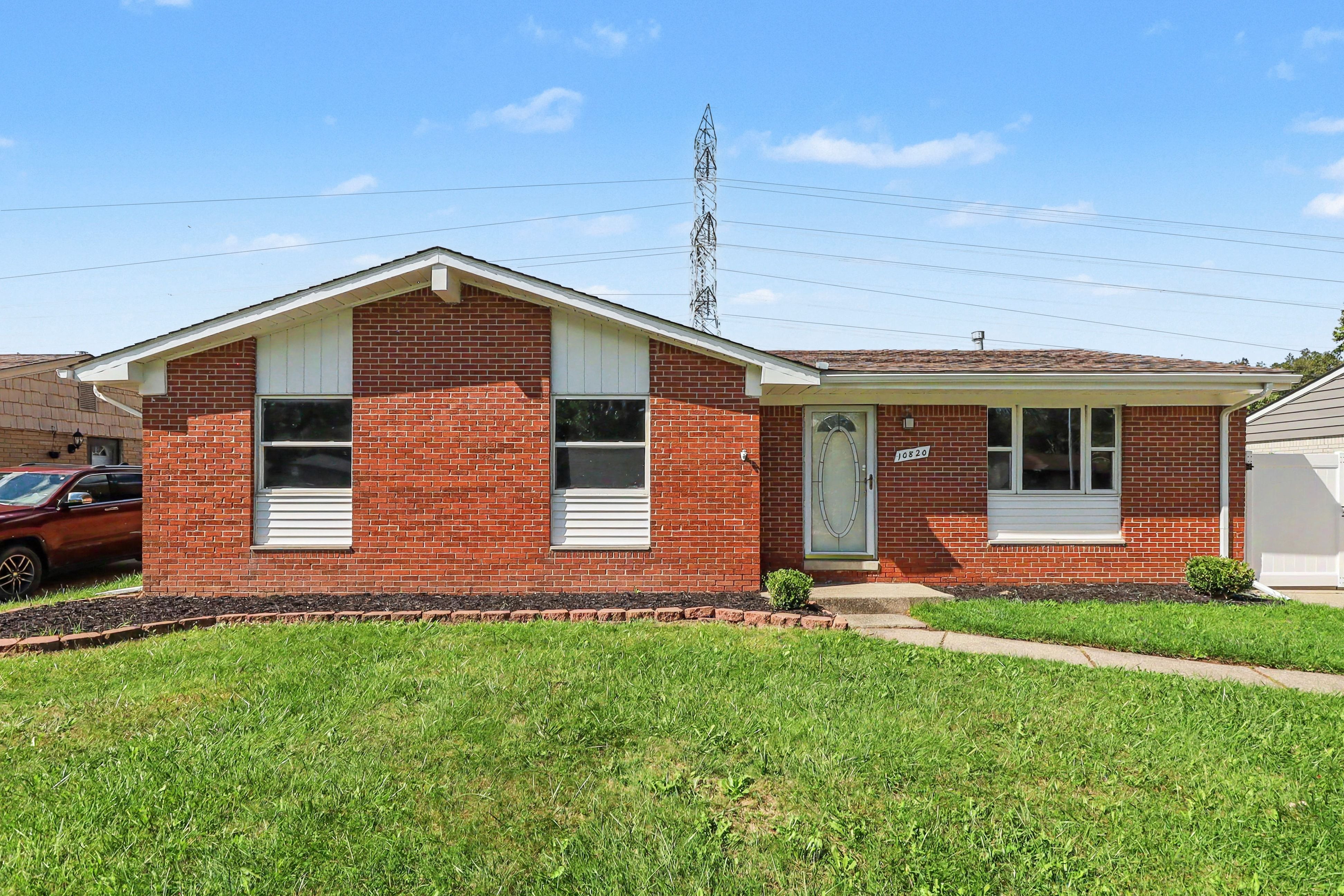 Photo 15 of 28 of 10820 Jackson St, Van Buren Township, MI