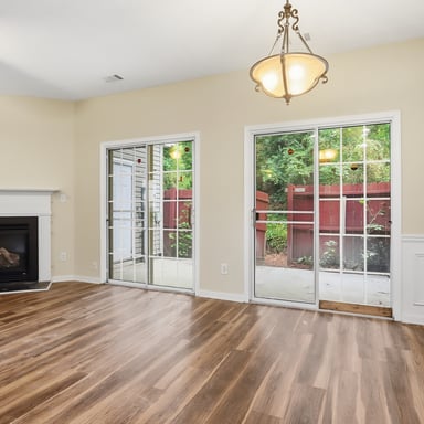 Property photo 3 of 465 Lantern Wood Dr