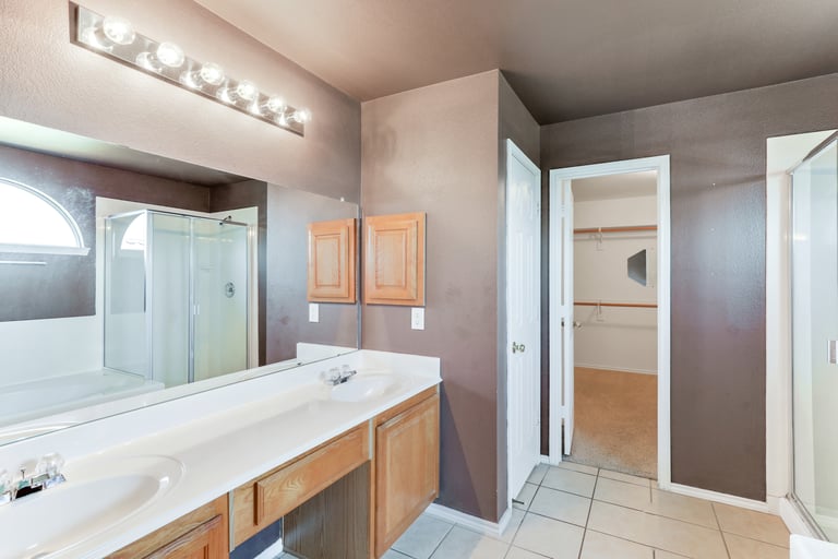 Photo 17 of 26 - 509 Cassia Way, Arlington, TX 76002