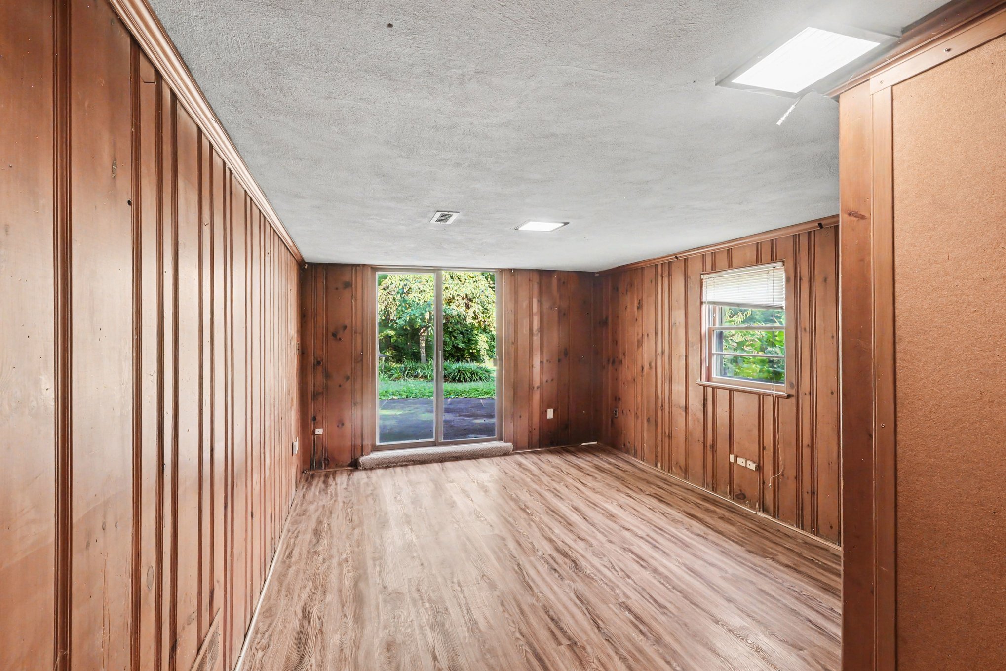 Photo 33 of 40 of 1202 Hillside Blvd, Wilmington, DE