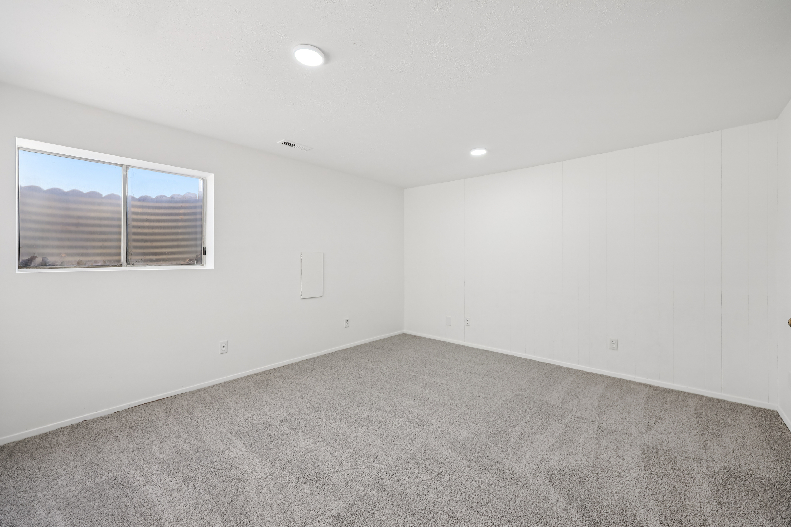 Photo 29 of 40 of 3020 W Rosa Vista Dr, Taylorsville, UT