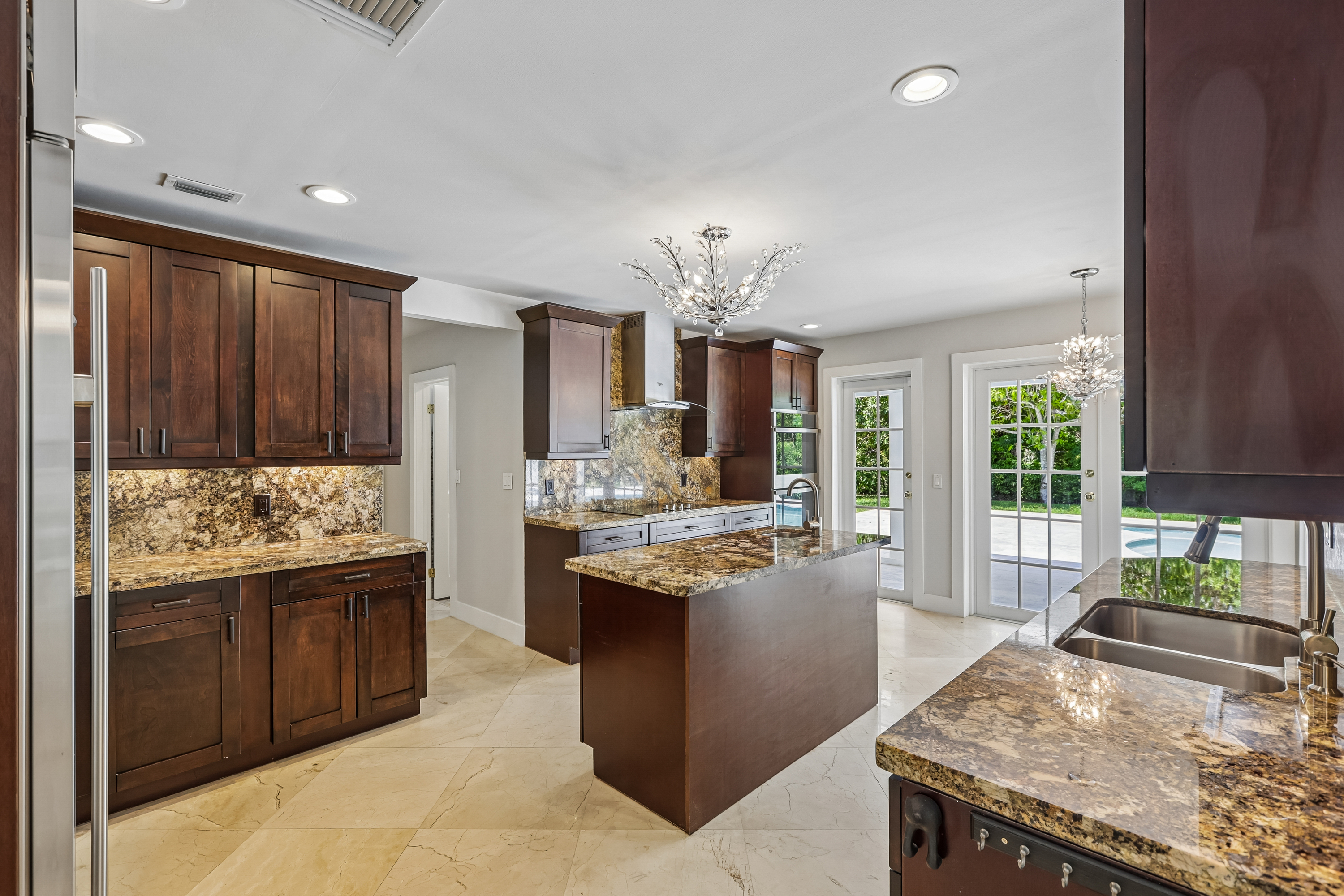 Photo 30 of 75 of 7745 SW 183rd Ter, Palmetto Bay, FL