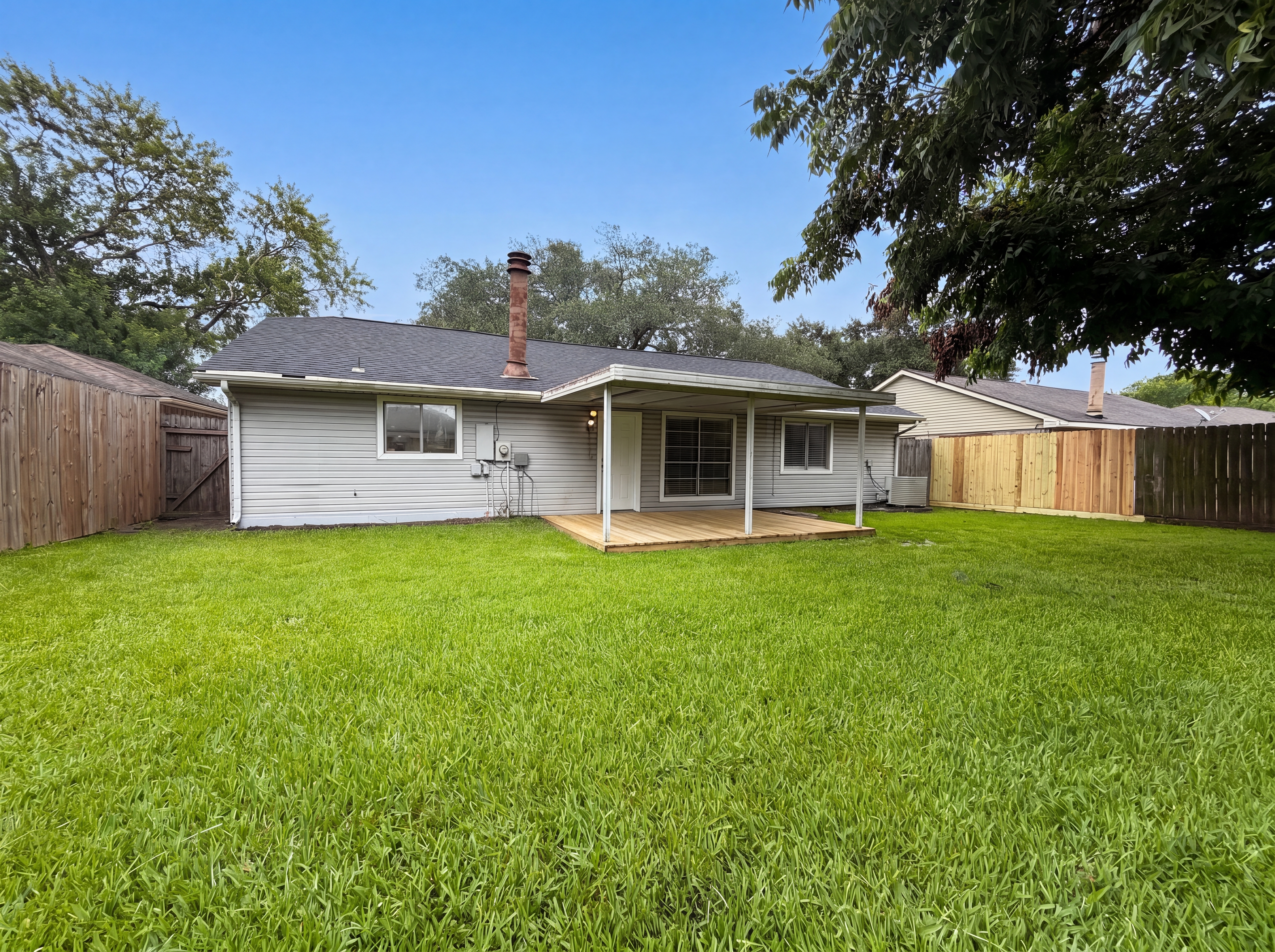 Photo 16 of 17 of 6710 Renfro Dr, Richmond, TX