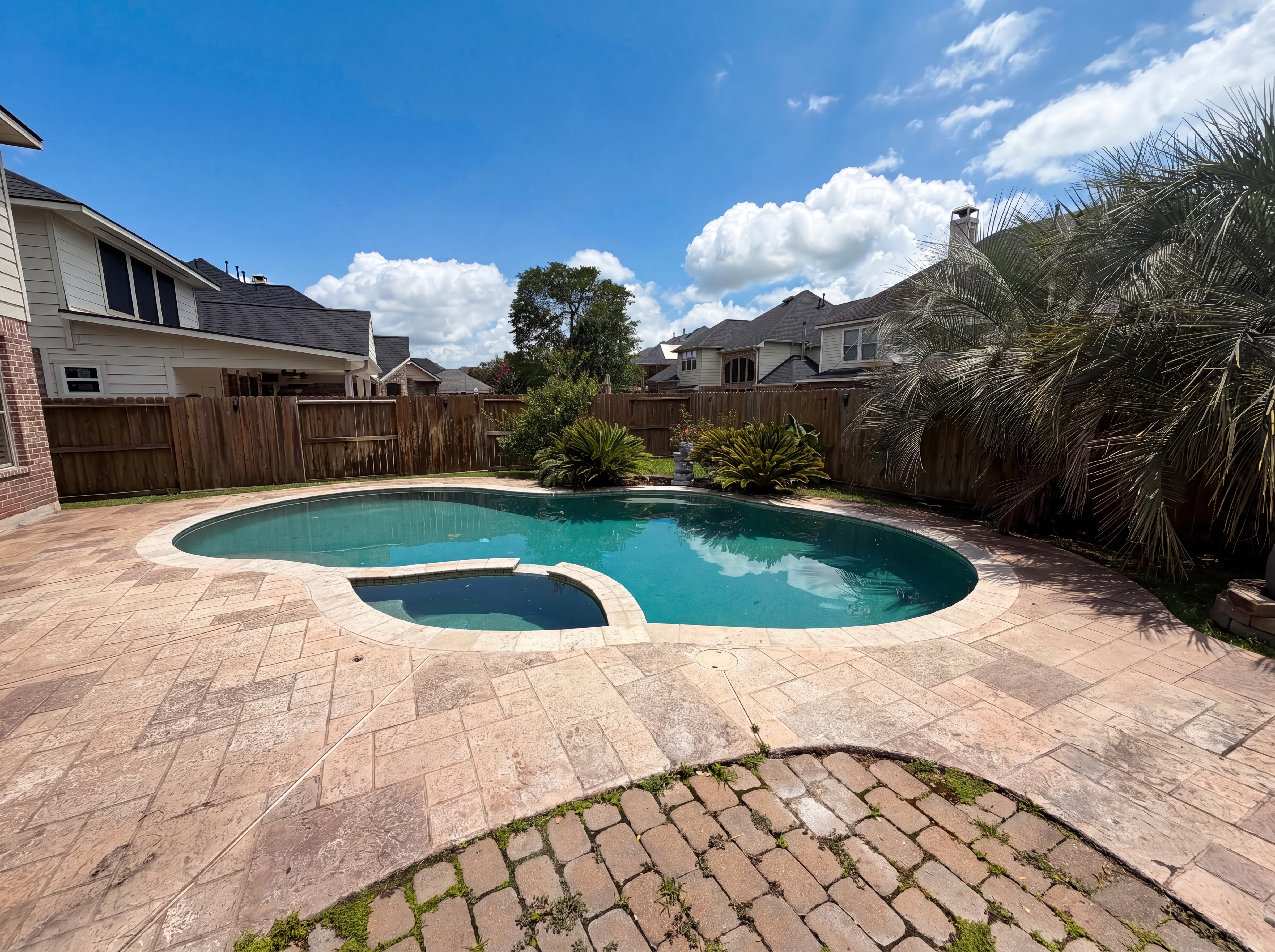 Photo 33 of 36 of 15822 Maple Shores Dr, Houston, TX
