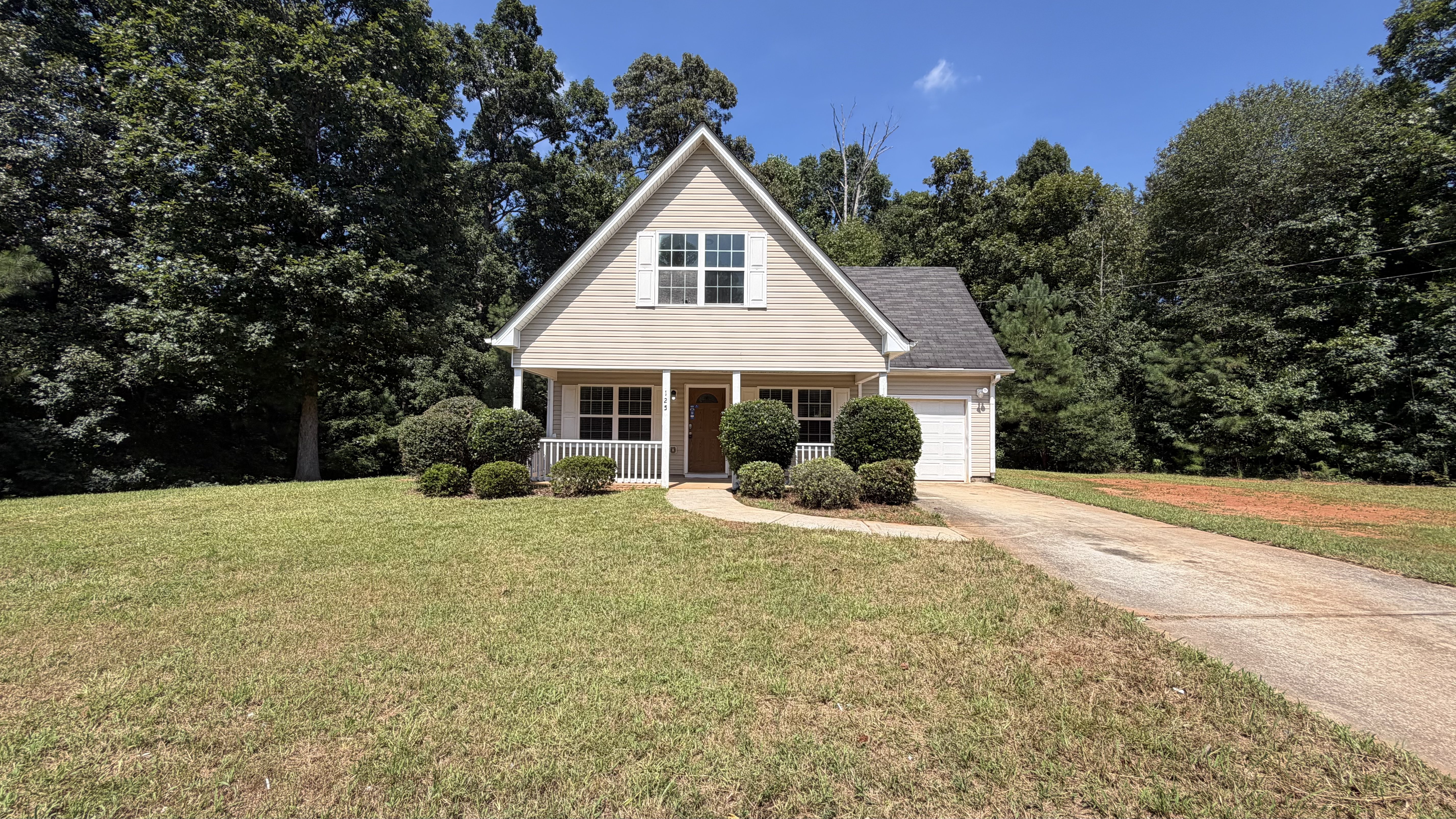 Photo 21 of 24 of 125 Sampson Ct, Covington, GA