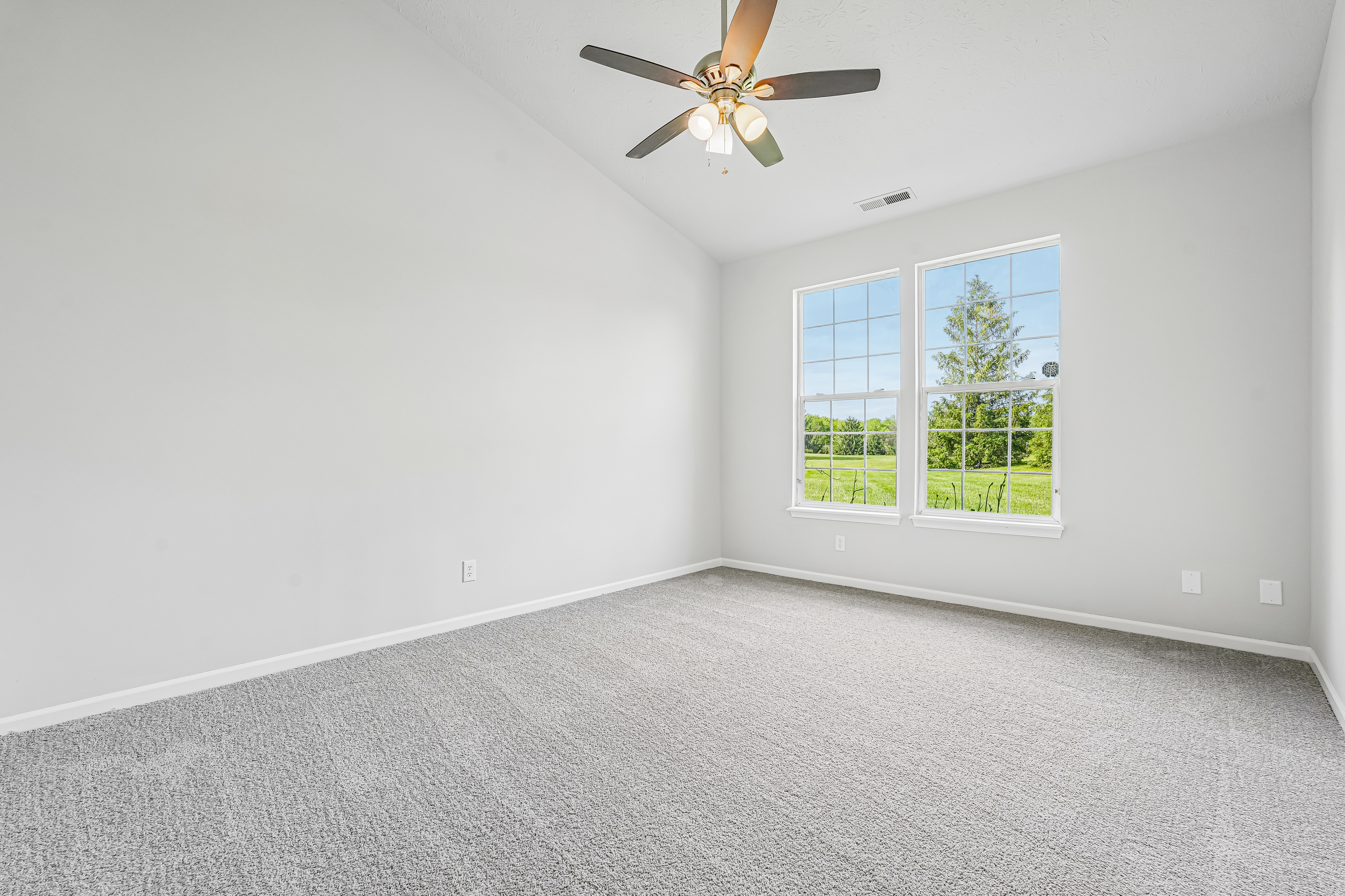 Photo 20 of 48 of 2082 Lawrin Ct, Indianapolis, IN
