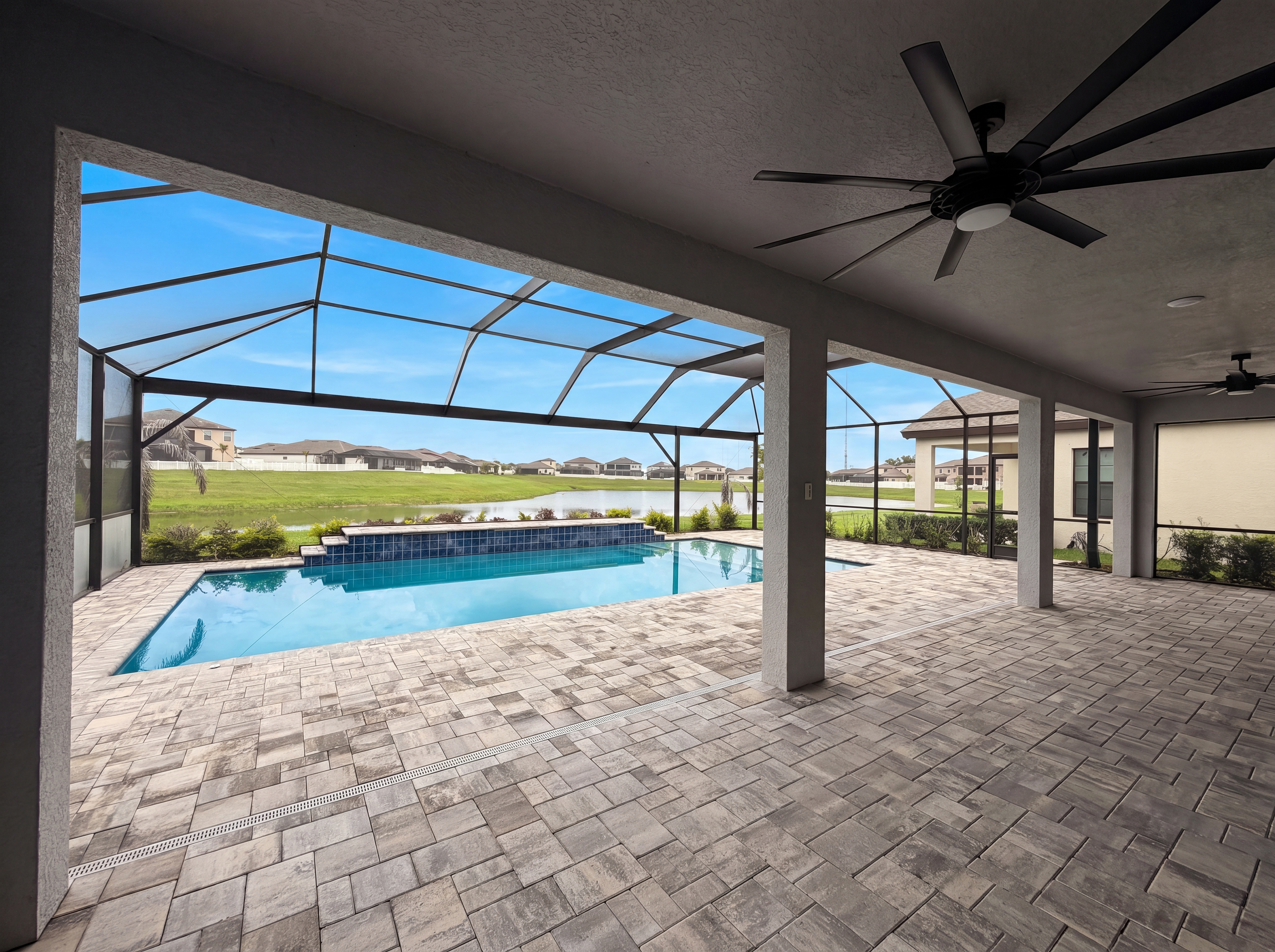 Photo 22 of 25 of 13176 Twin Bridges Dr, Riverview, FL