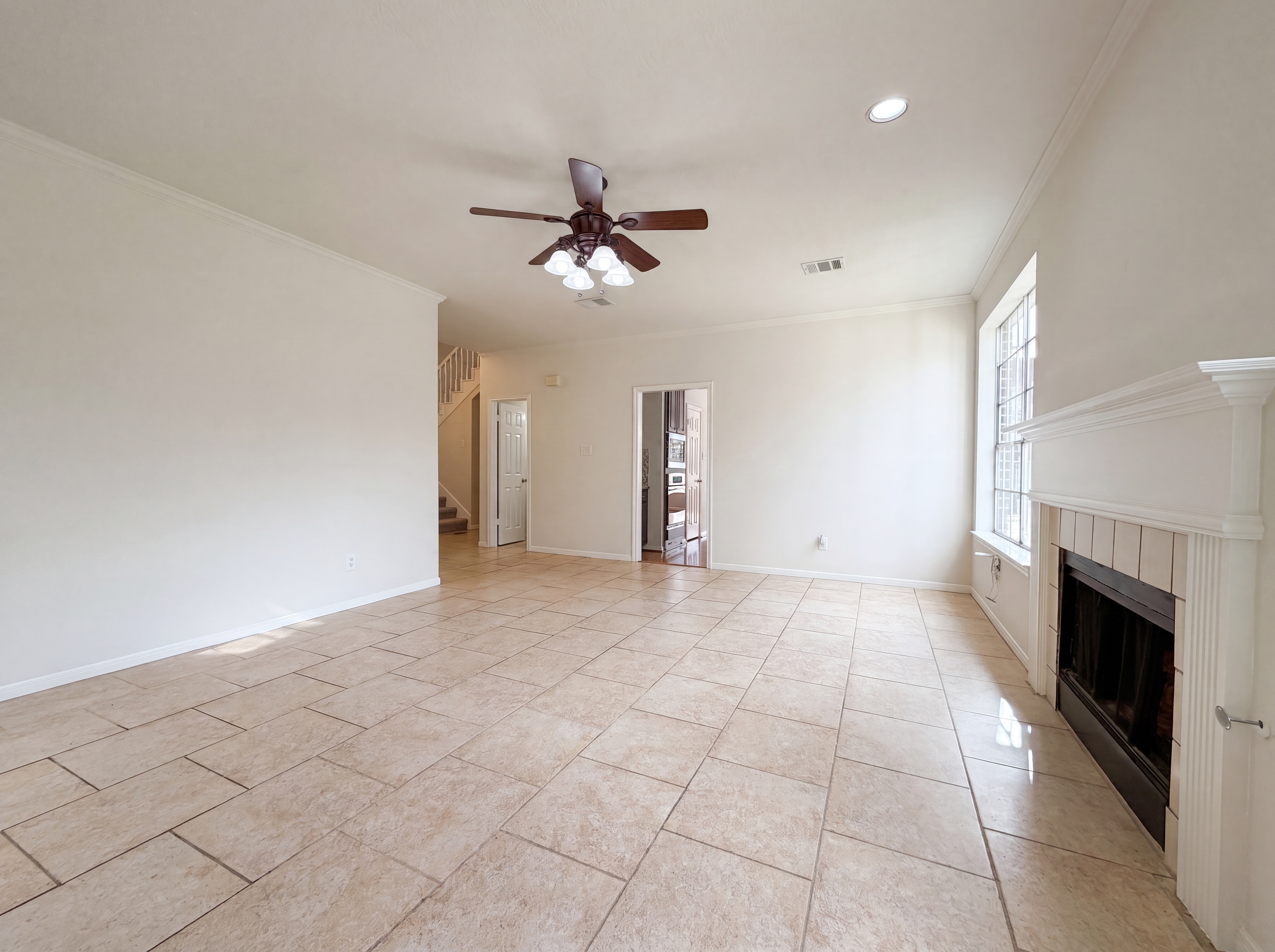 Photo 7 of 20 of 6214 Spencers Glen Way, Sugar Land, TX