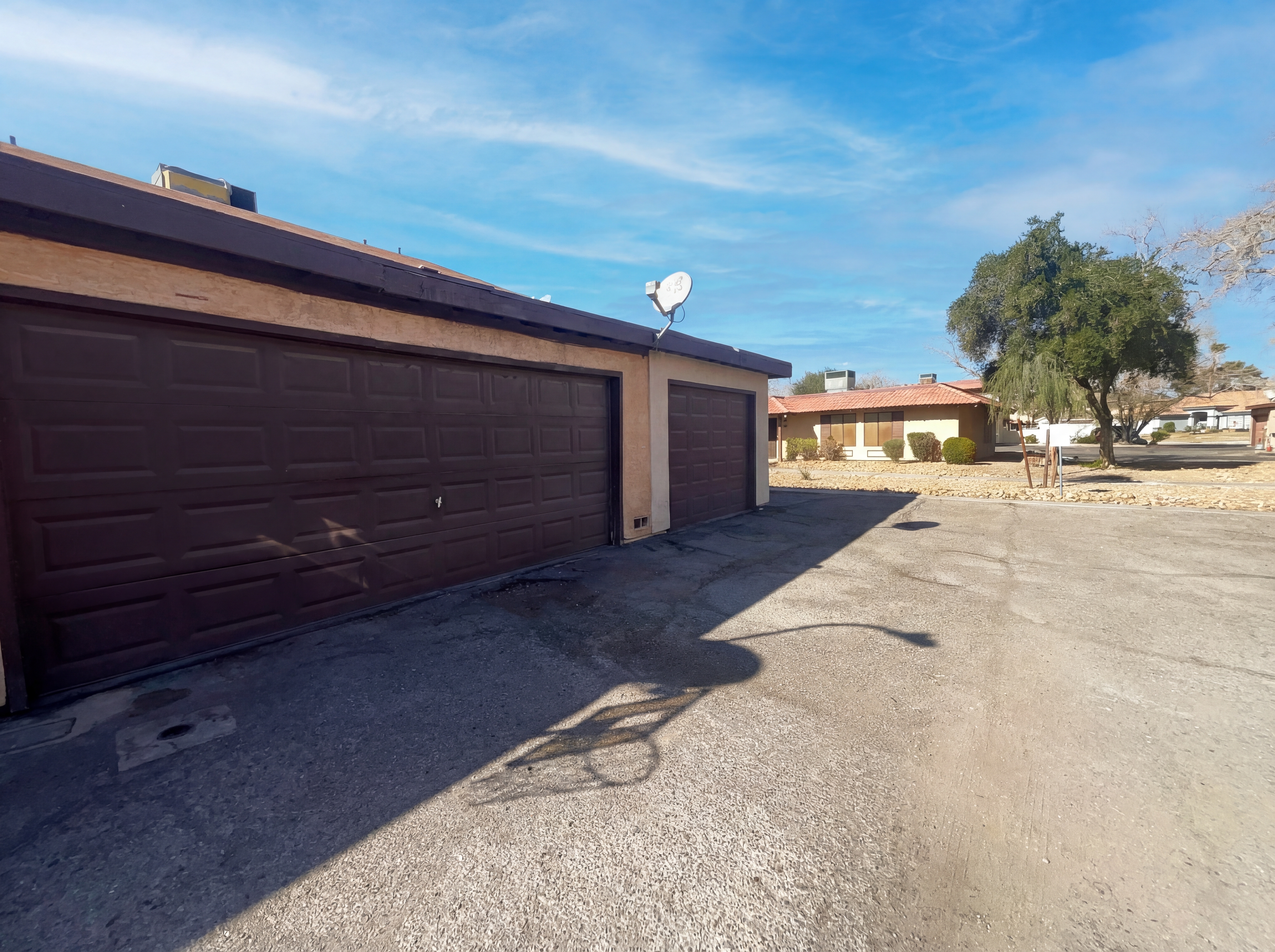 Photo 5 of 23 of 5097 Village Dr, Las Vegas, NV