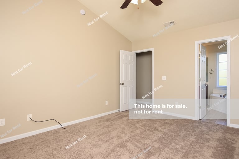 Photo 11 of 24 - 4 Stratus Ln, Clayton, NC 27520