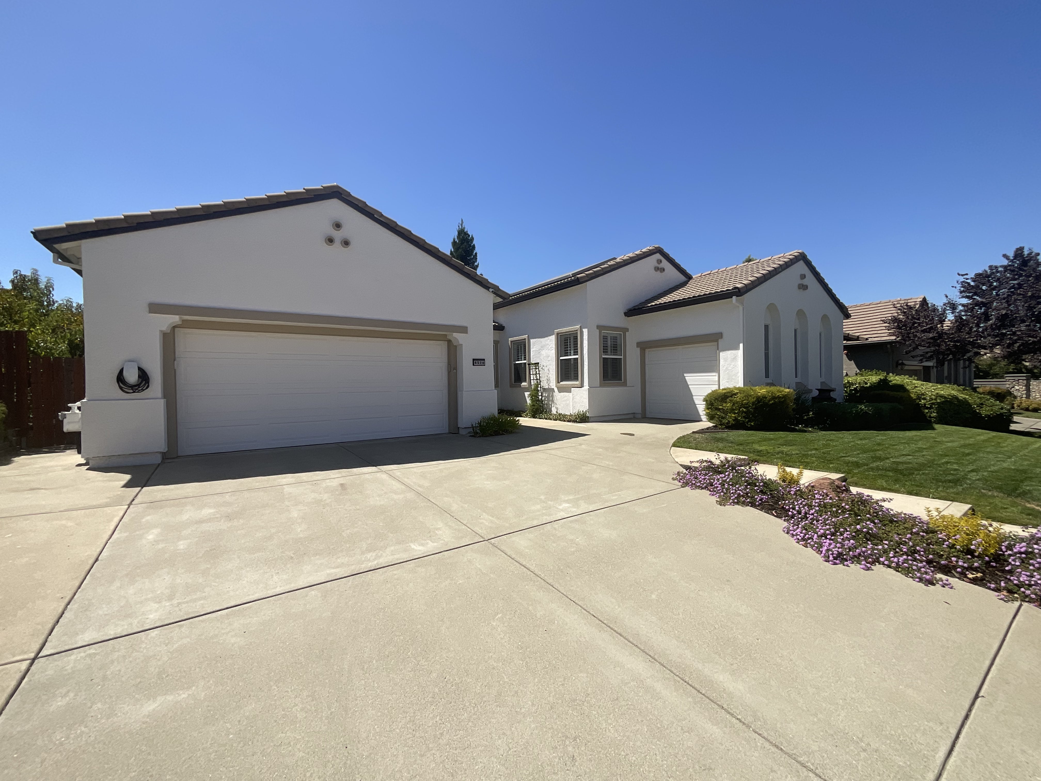 Photo 27 of 33 of 6520 Nebula Ct, Rocklin, CA