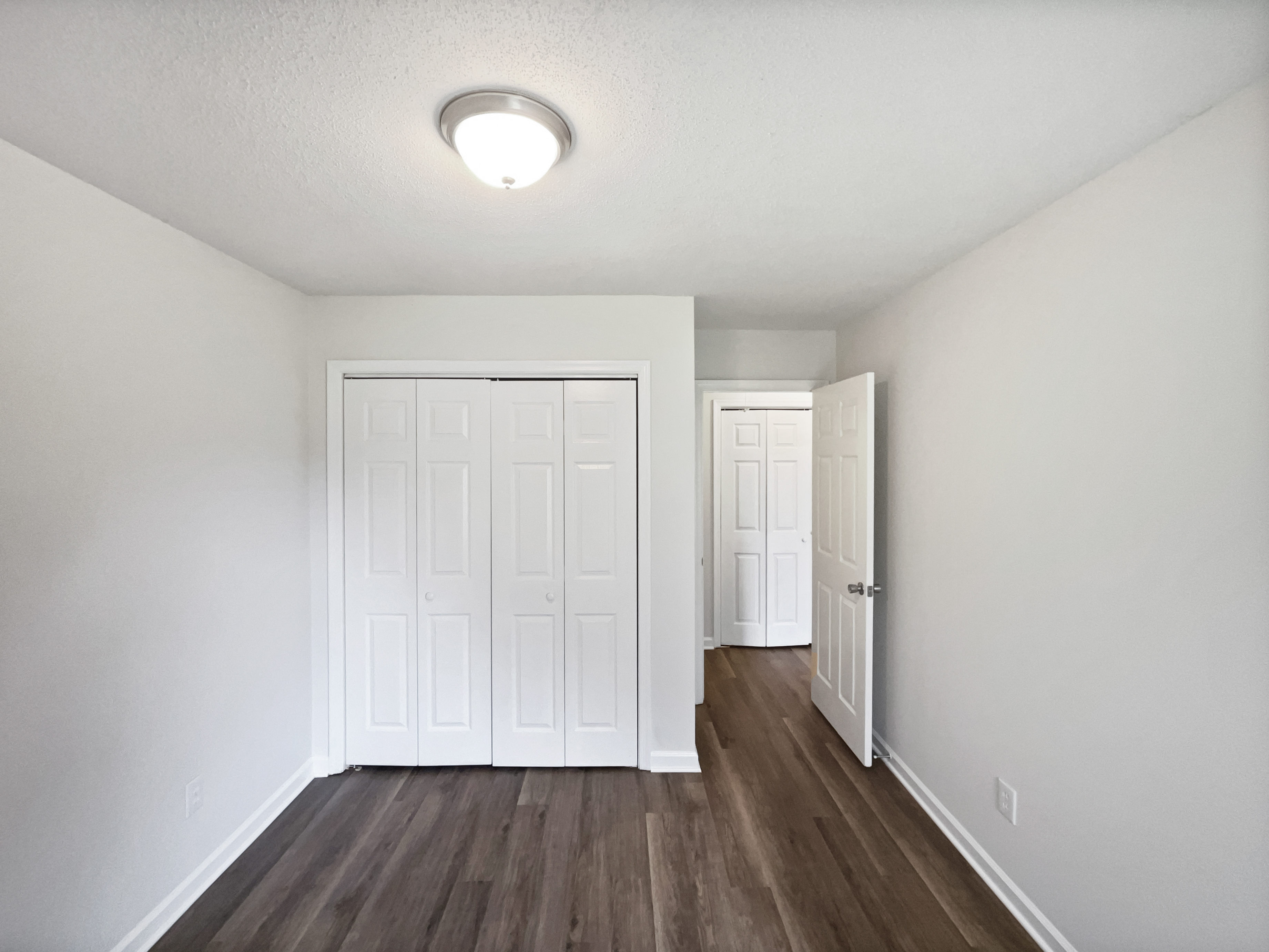 Photo 14 of 19 of 6880 Ironwood Cir, Greensboro, NC