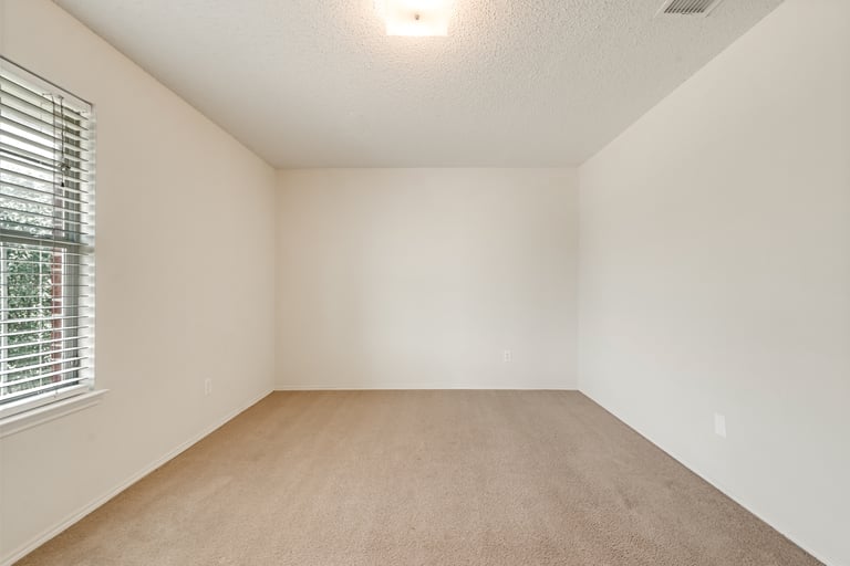 Photo 27 of 34 - 2903 Tangleglen Dr, Rockwall, TX 75032