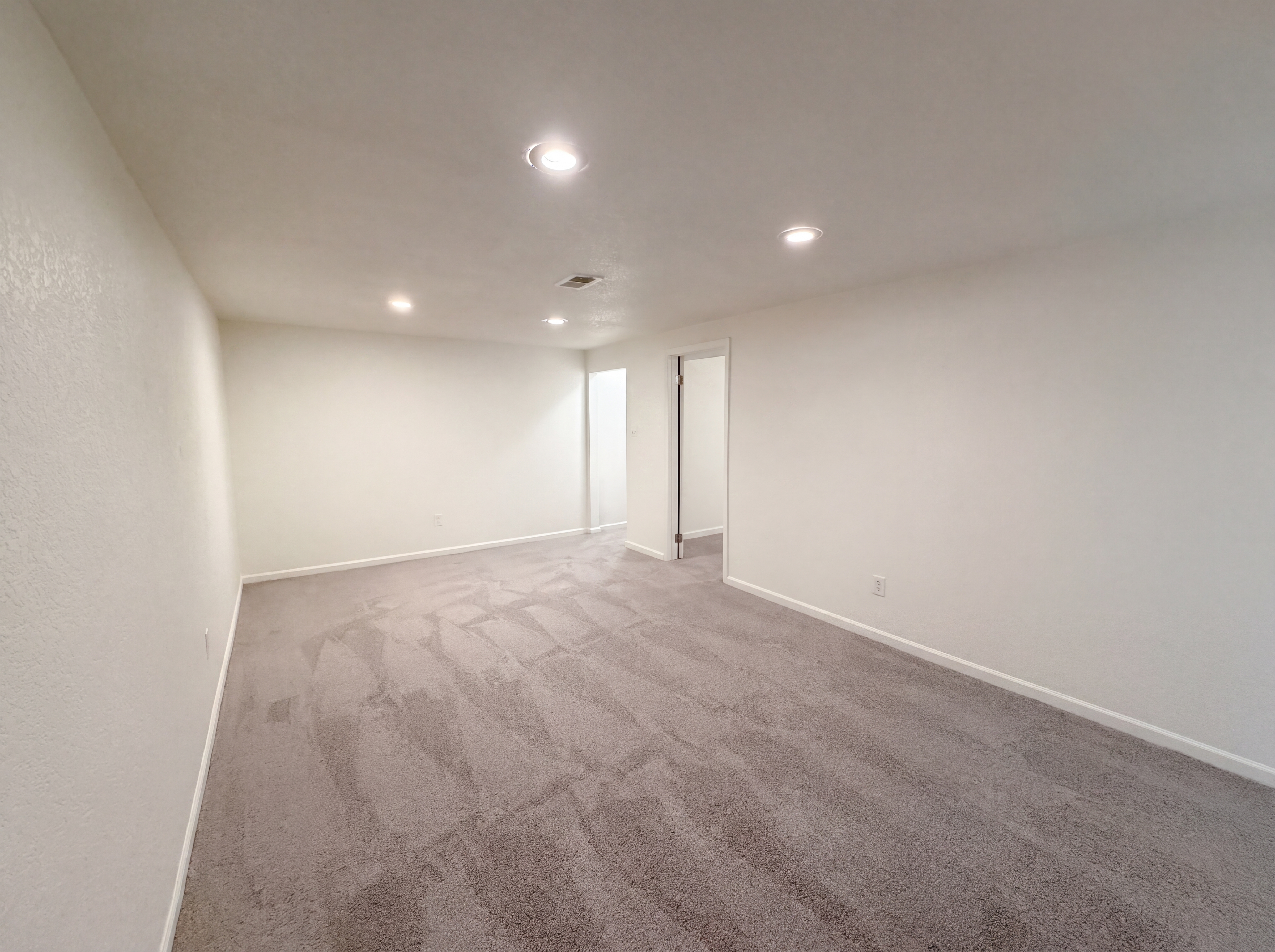 Photo 10 of 22 of 5421 Raritan Way, Denver, CO