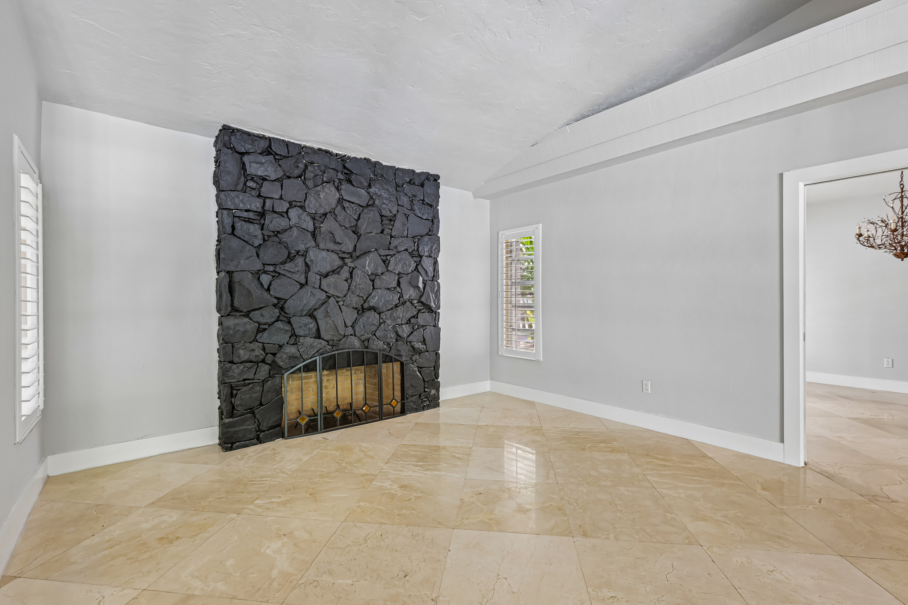 Photo 17 of 75 of 7745 SW 183rd Ter, Palmetto Bay, FL