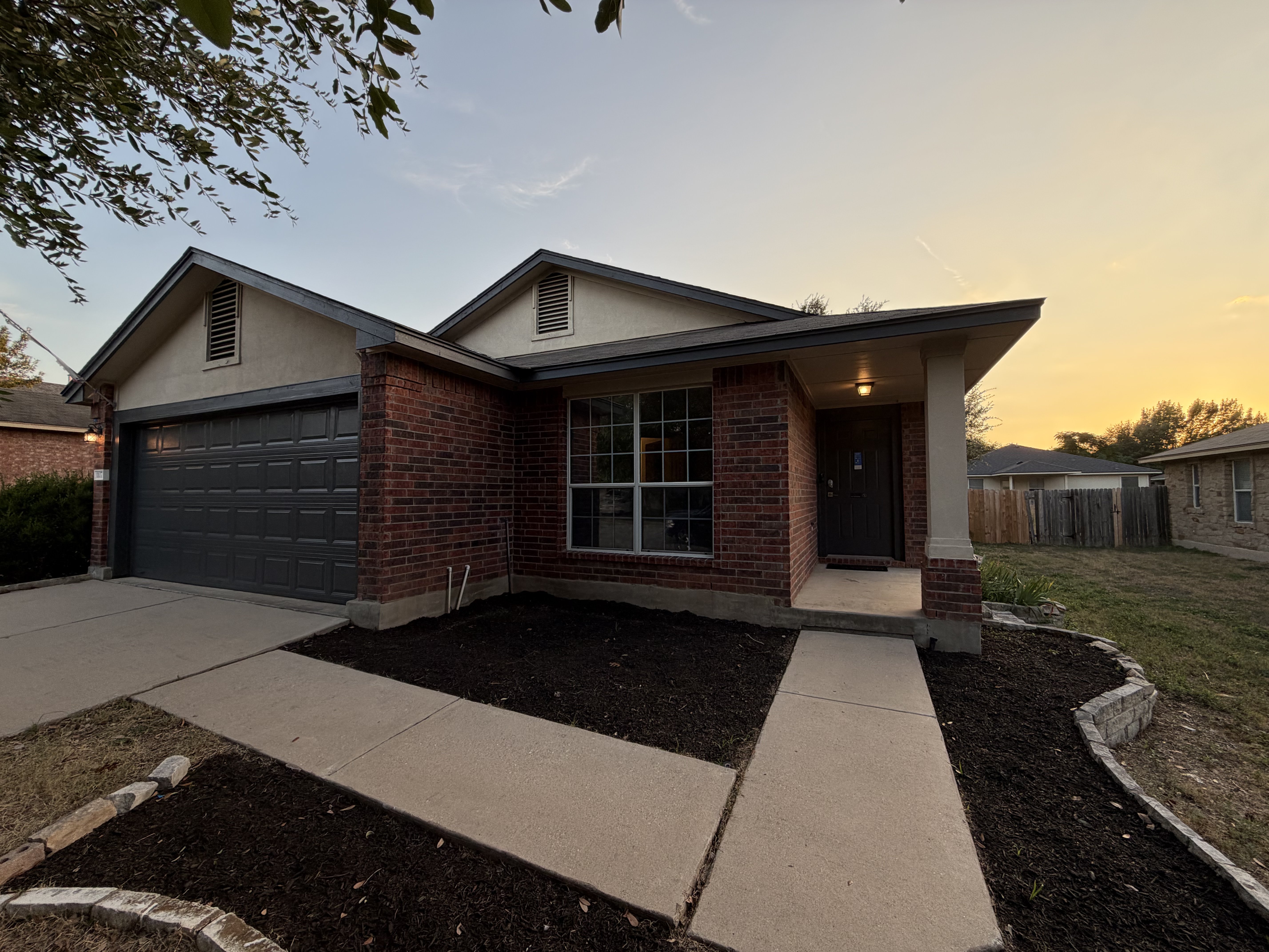 Photo 16 of 17 of 1107 Burgess Dr, Leander, TX