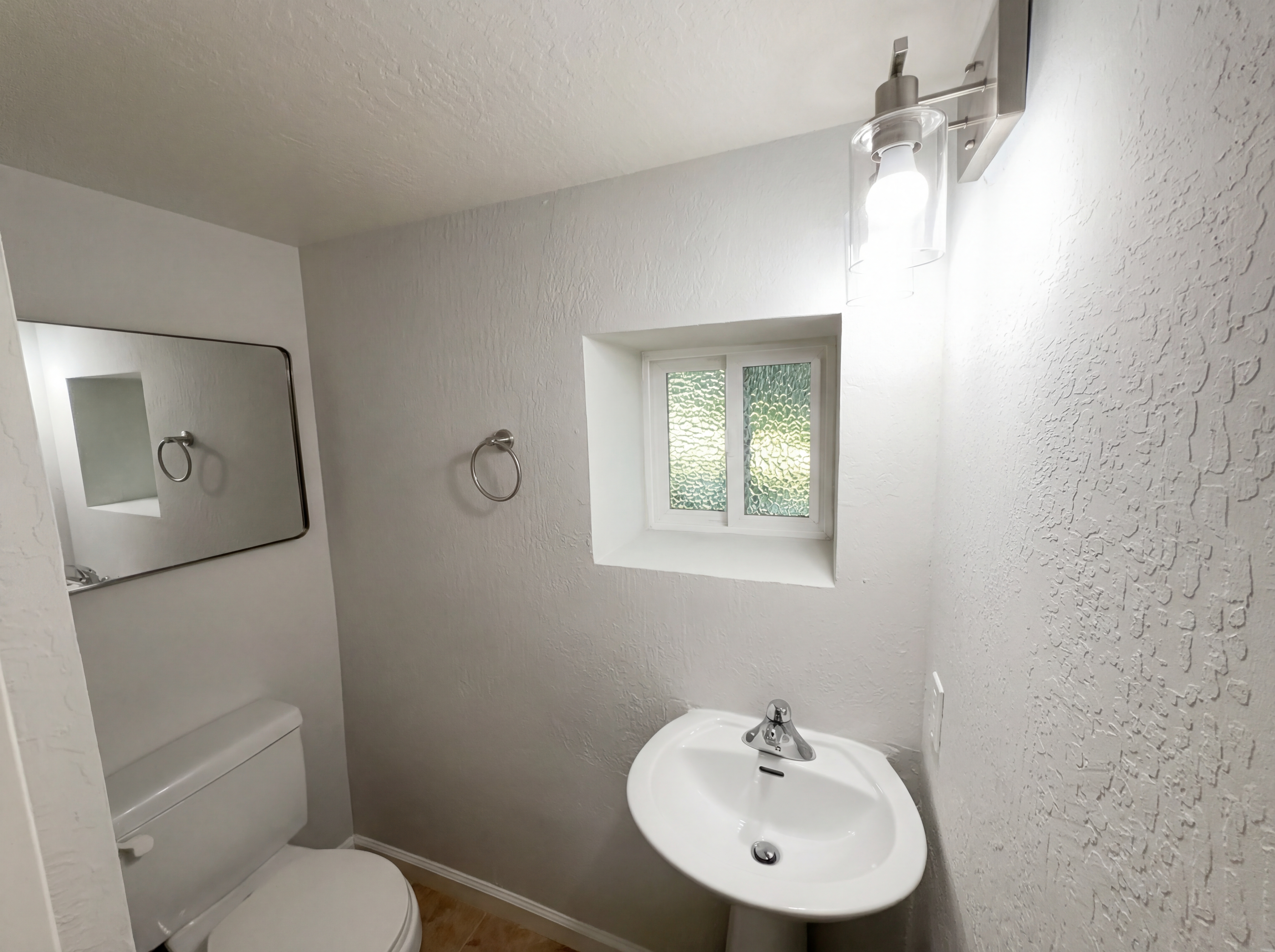 Photo 10 of 43 of 2291 Yale St, Martinez, CA