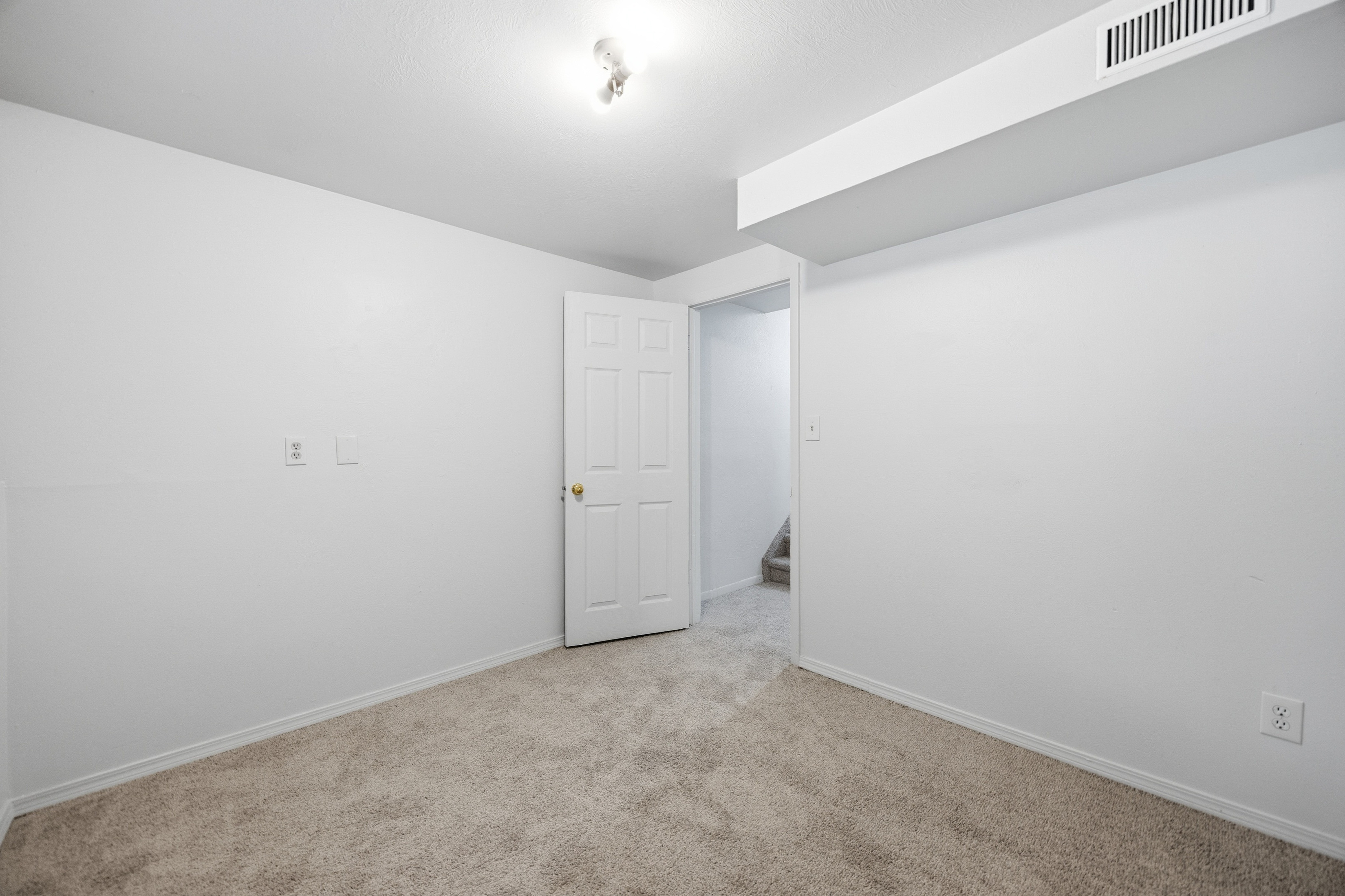 Photo 36 of 49 of 228 Fairfax St, Colorado Springs, CO
