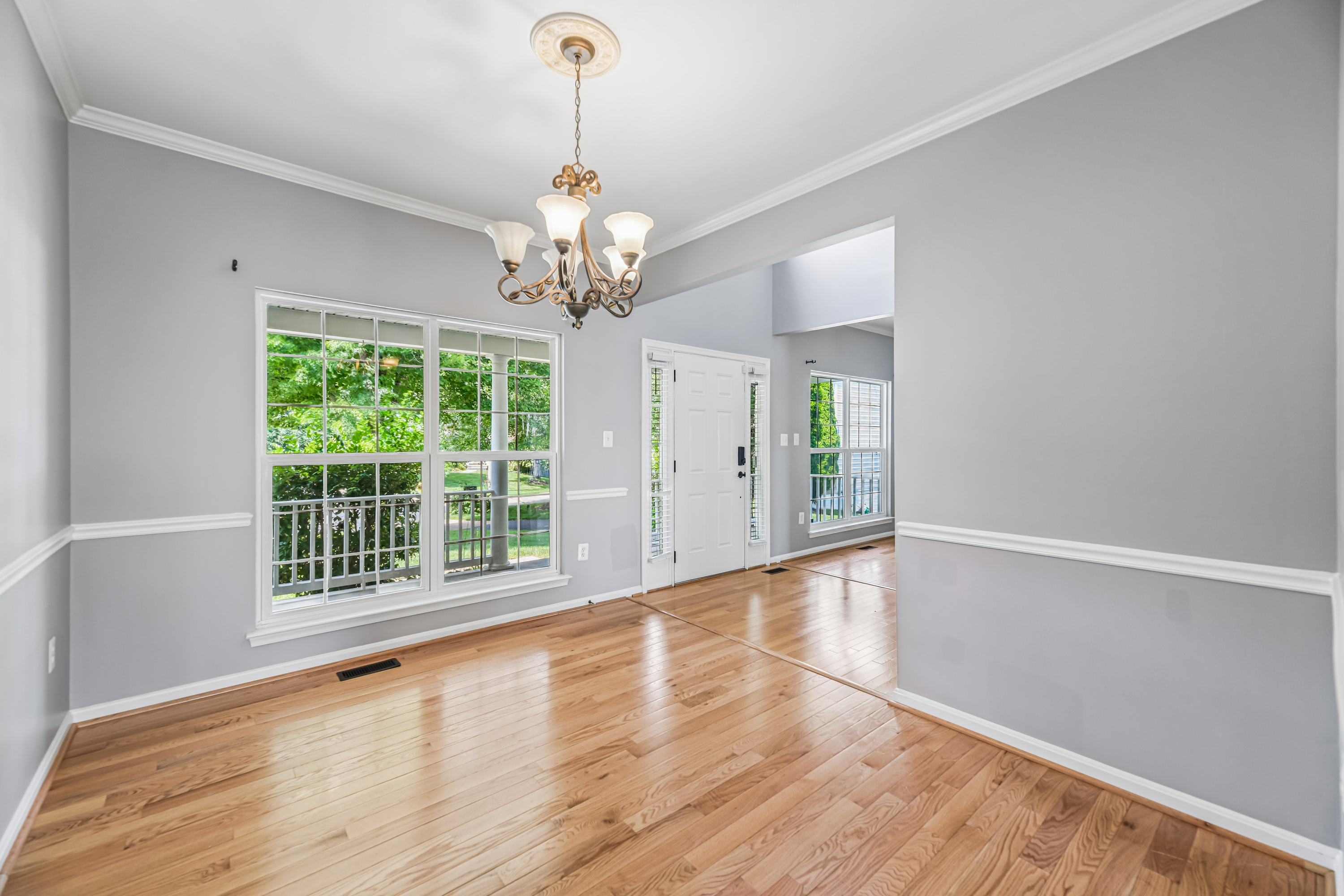 Photo 38 of 84 of 6046 Persinger House Ct, Manassas, VA