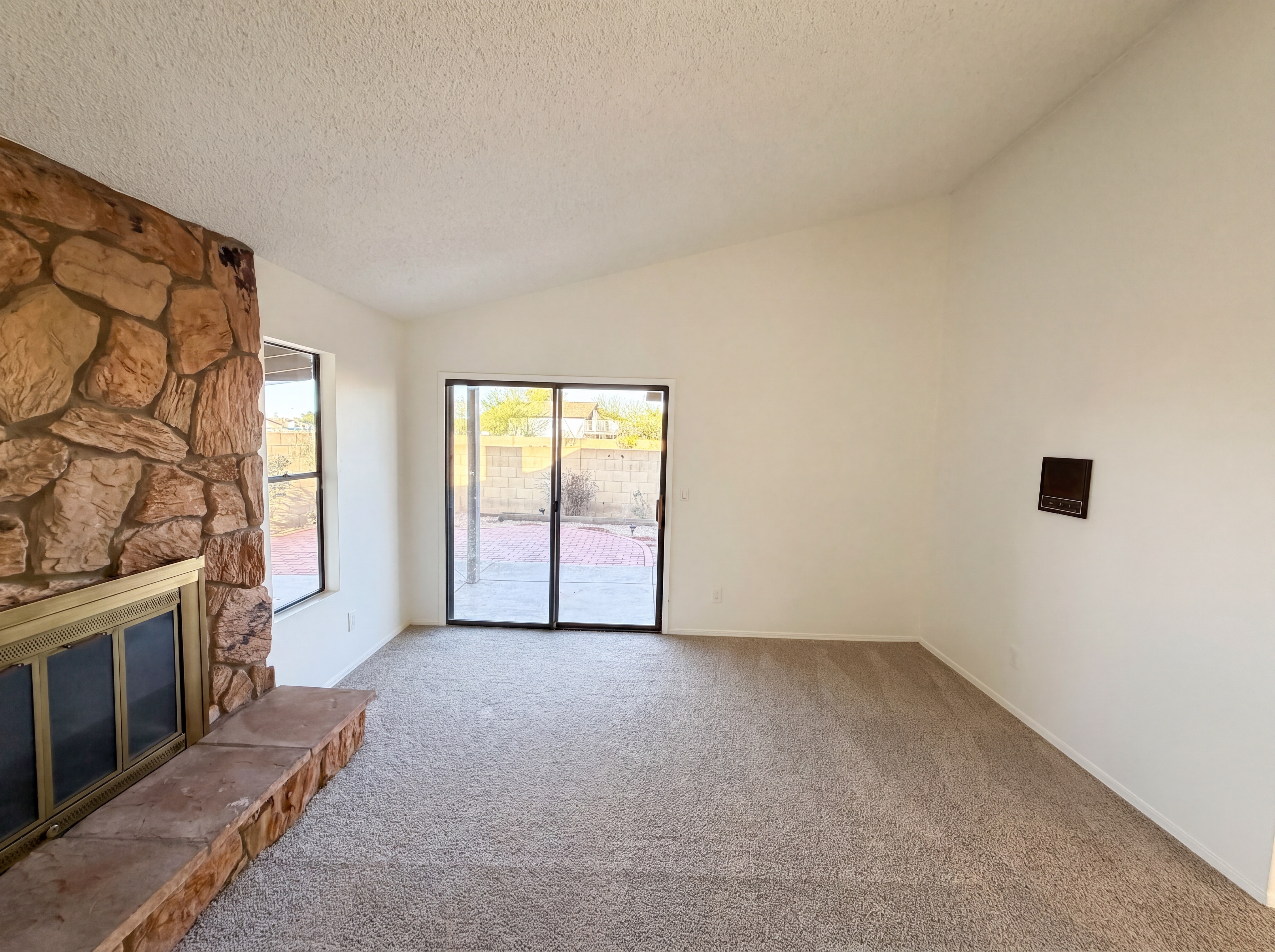 Photo 7 of 22 of 11820 N 66th Dr, Glendale, AZ