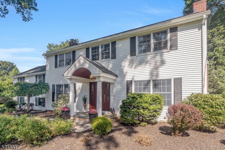 372 Carriage Ln, Wyckoff, NJ 07481 Opendoor