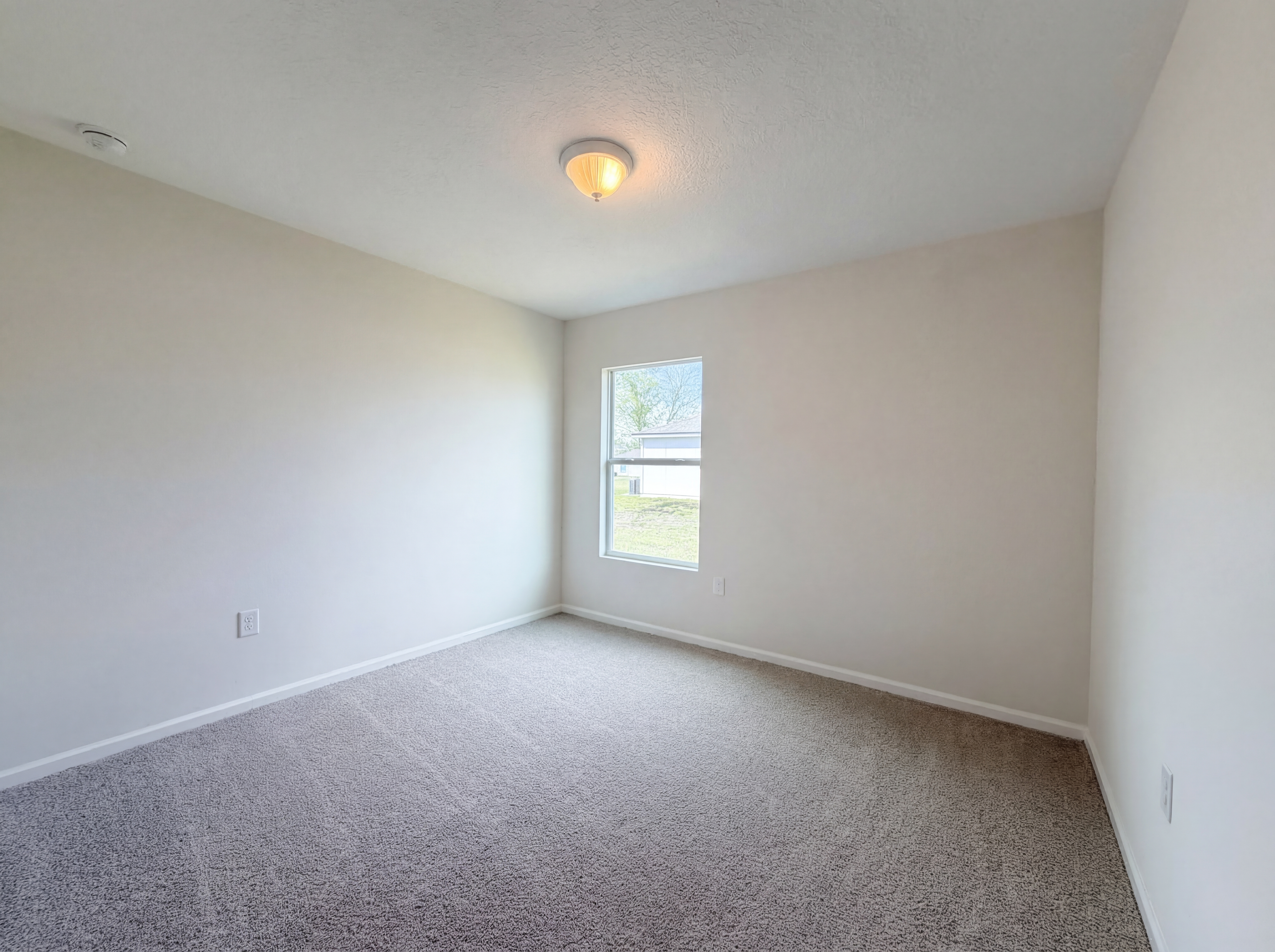 Photo 11 of 21 of 8852 Cumbria Ct, Jacksonville, FL