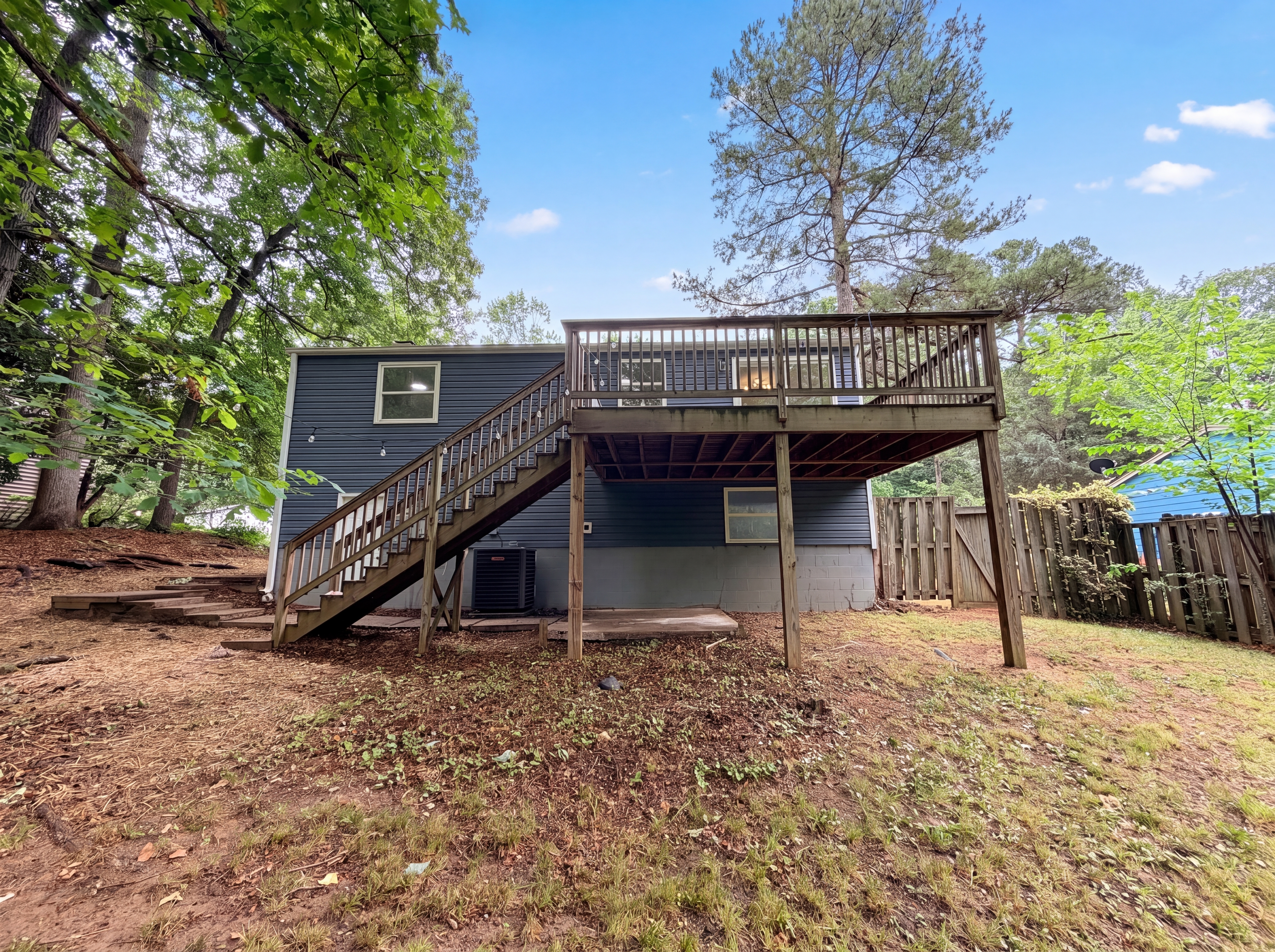 Photo 5 of 20 of 8435 Othello Pl, Charlotte, NC