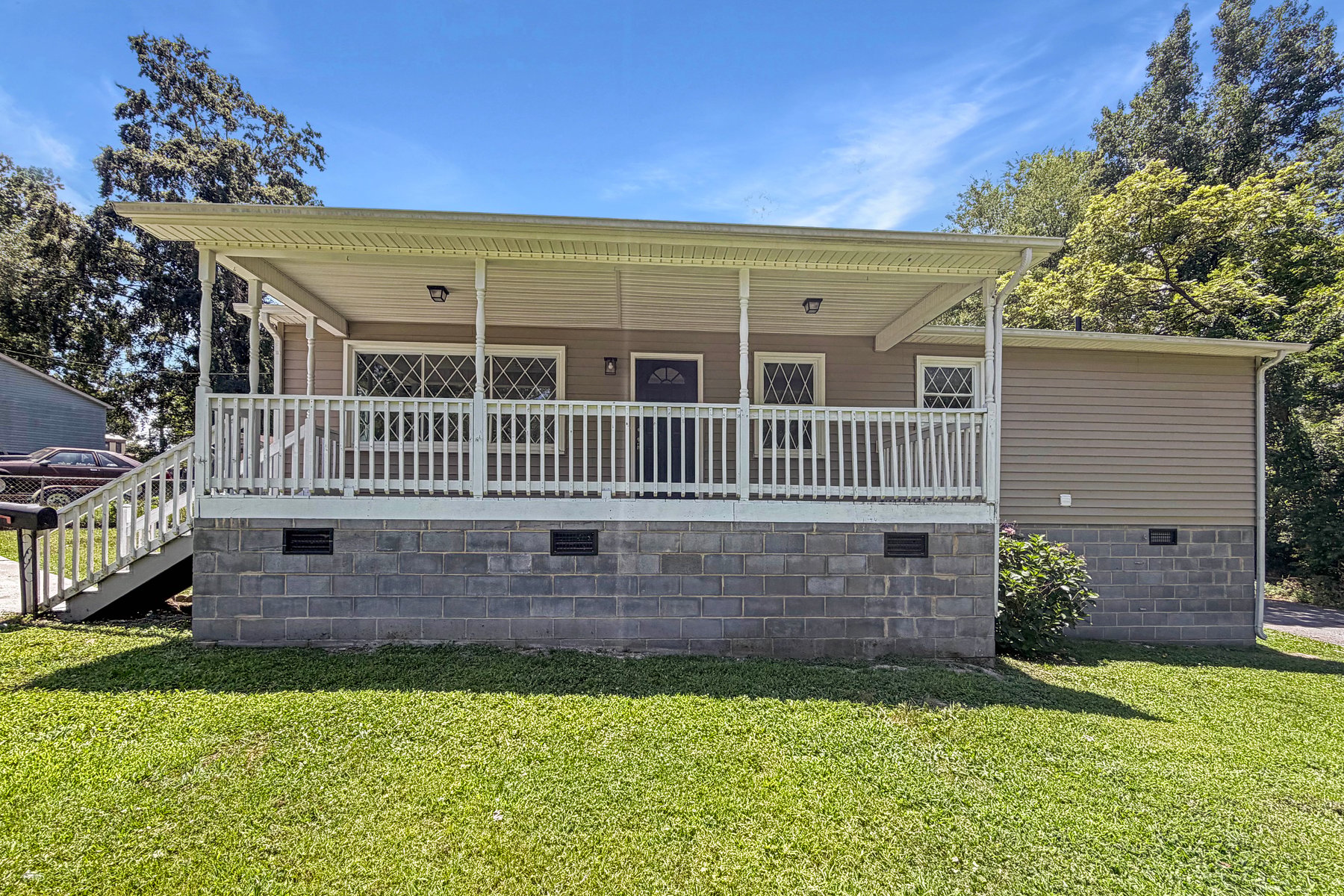 Photo 1 of 313 Black St