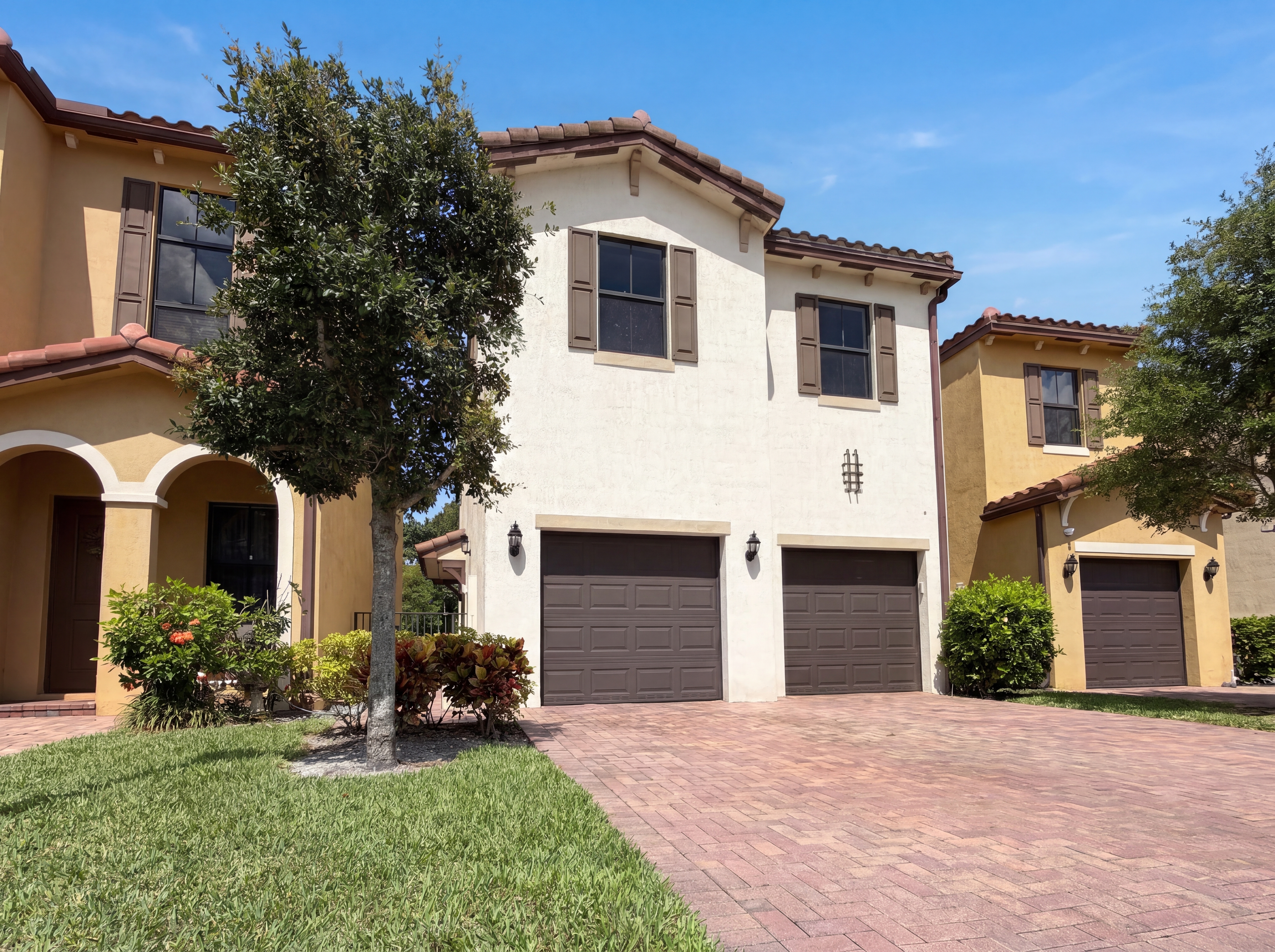 Photo 23 of 26 of 5213 NW 50th Ter, Tamarac, FL