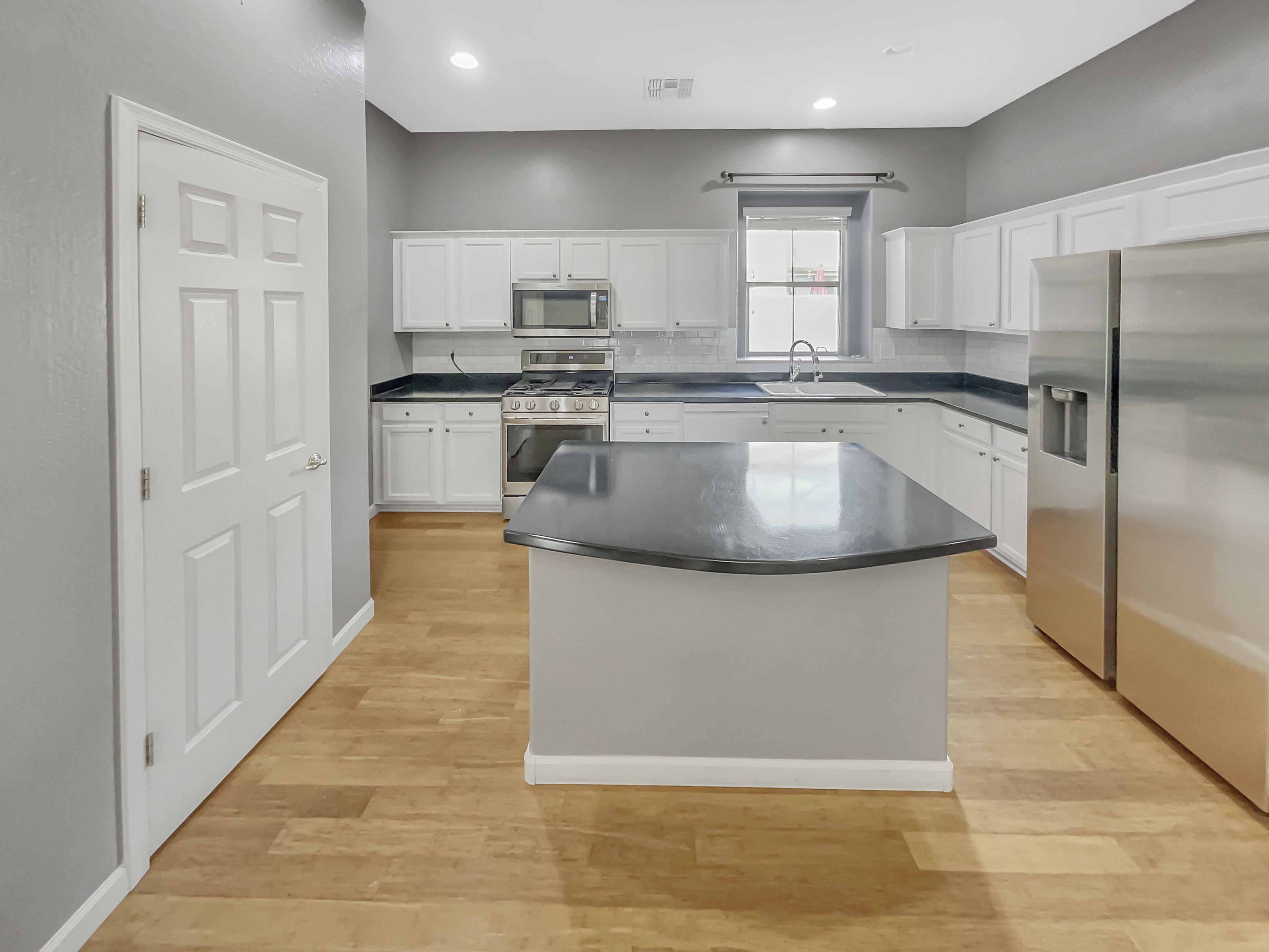 Photo 2 of 30 of 3830 N Springfield St, Buckeye, AZ