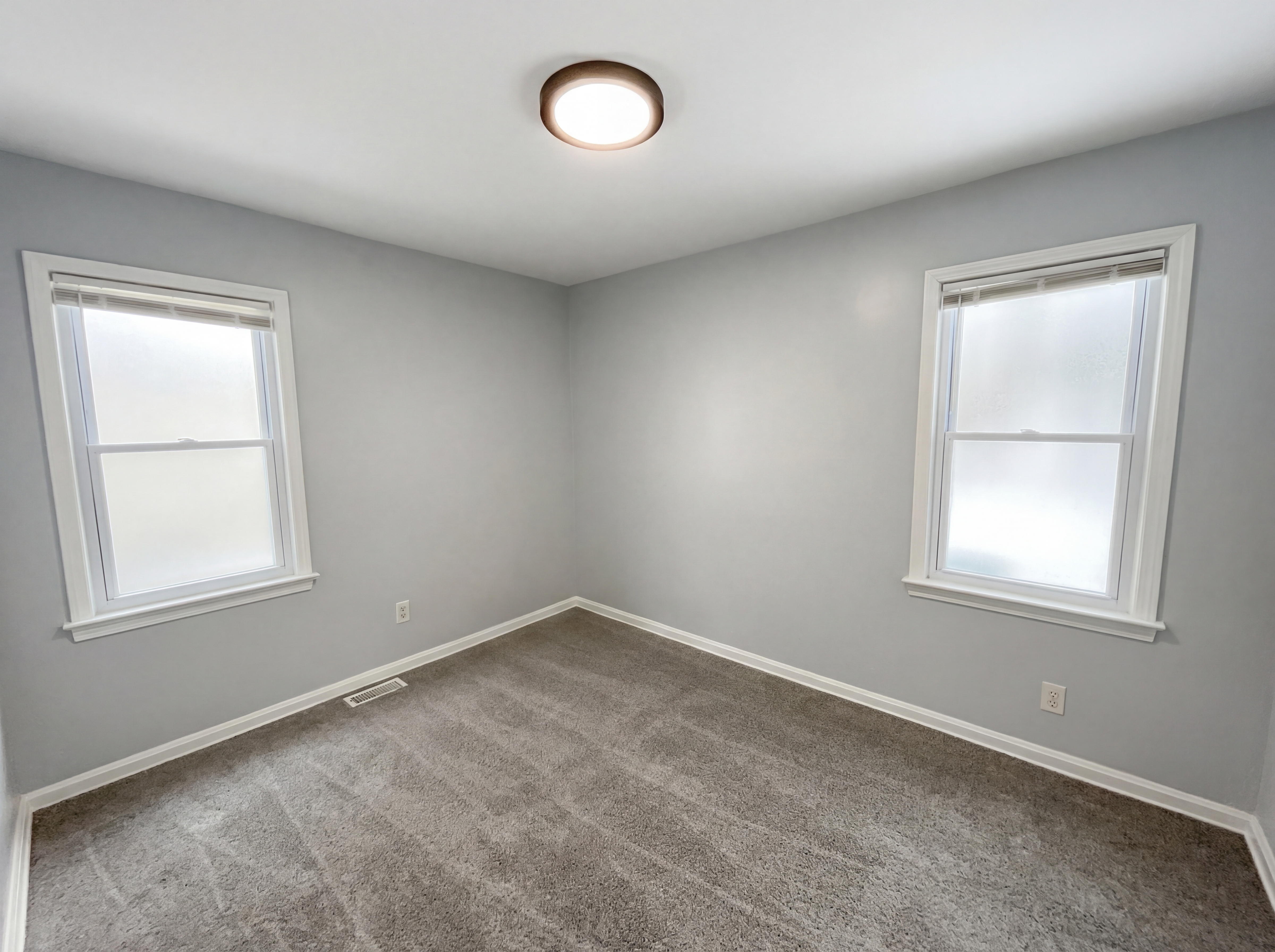 Photo 4 of 19 of 17409 Mapleboro Ave, Maple Heights, OH