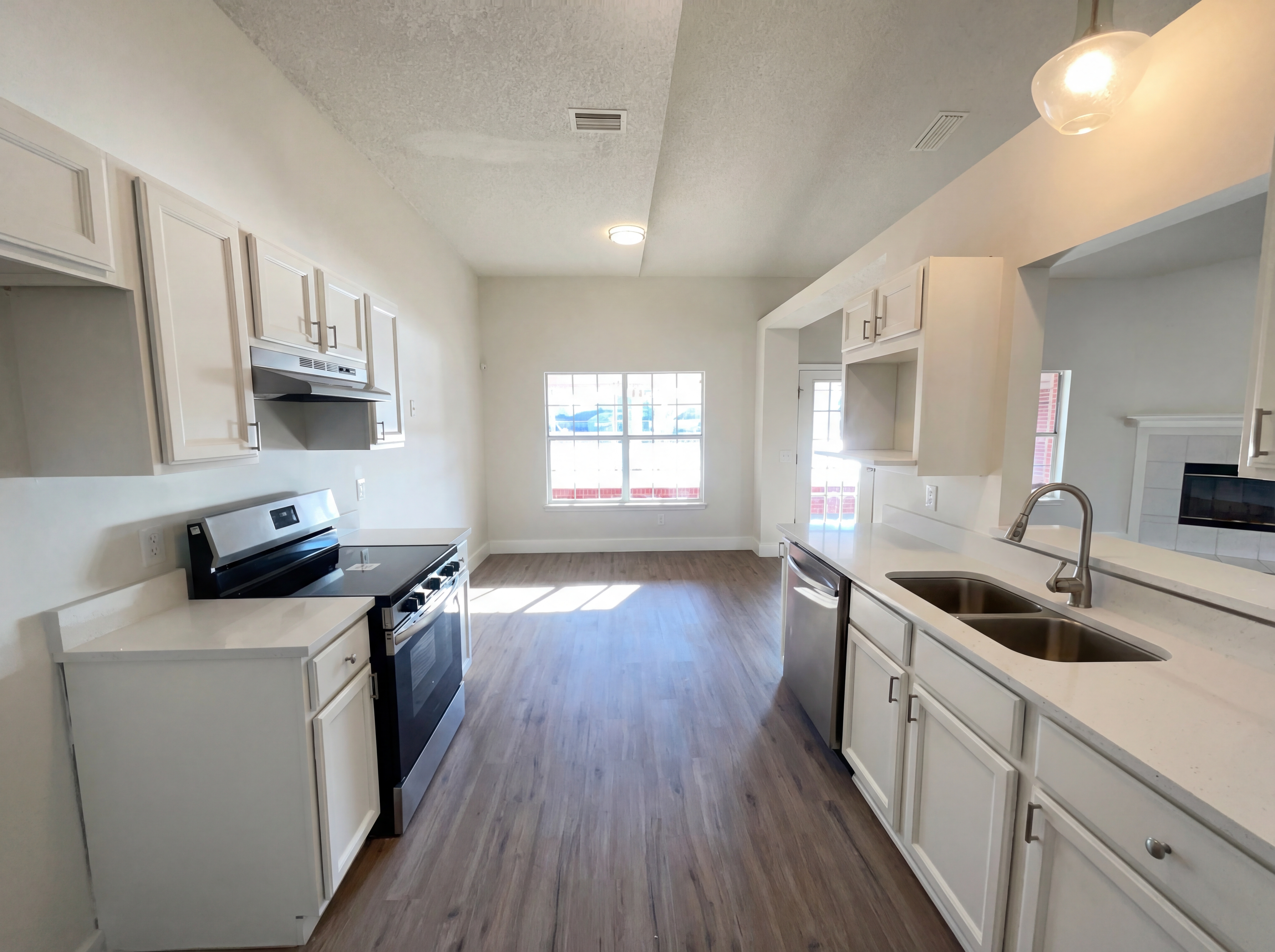 Photo 10 of 22 of 978 Tammy Cove Ln, Jacksonville, FL