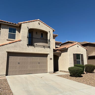 Property photo 1 of 2216 E Brigadier Dr